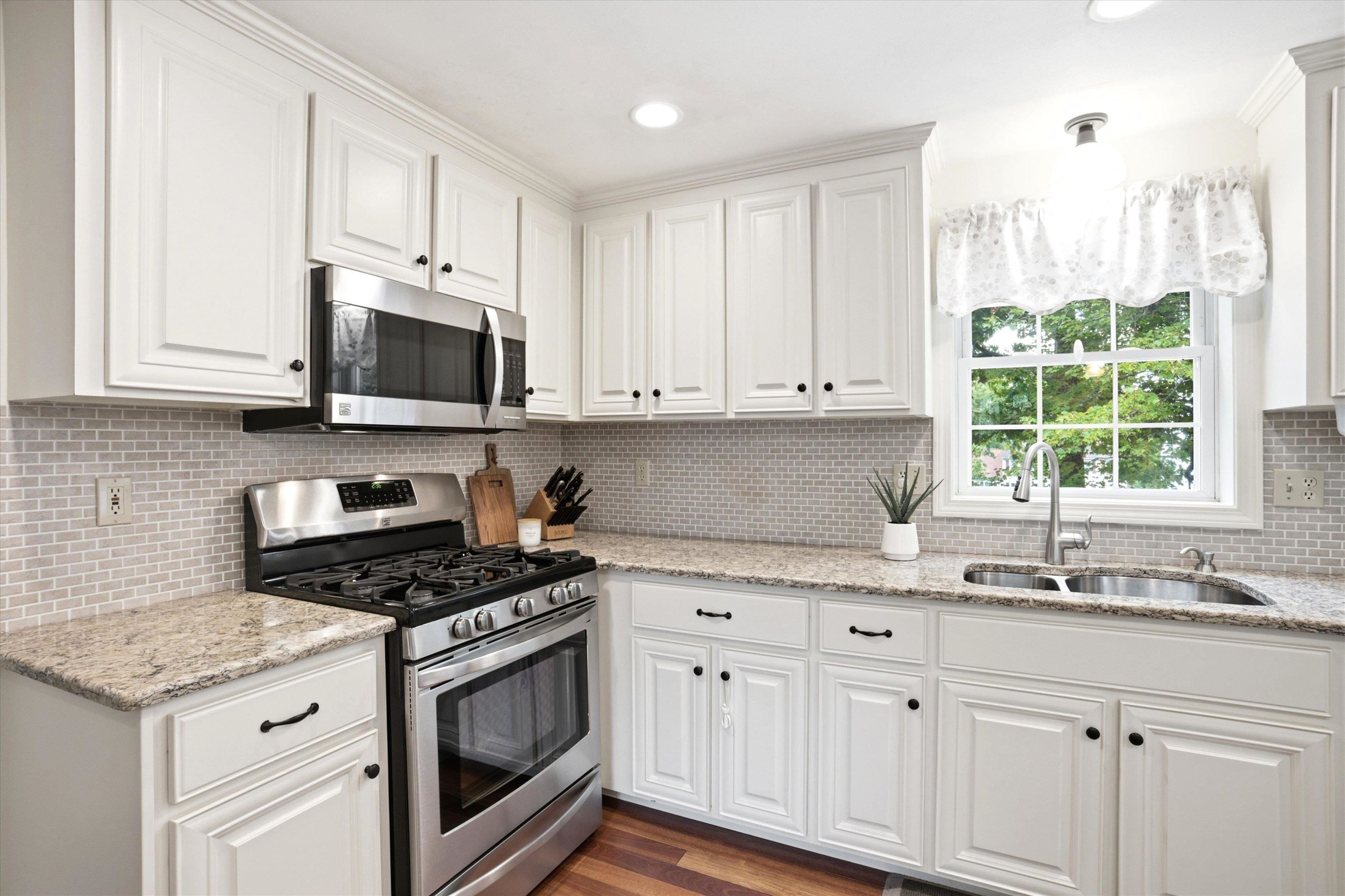 22 Virginia Court Property Photo 7