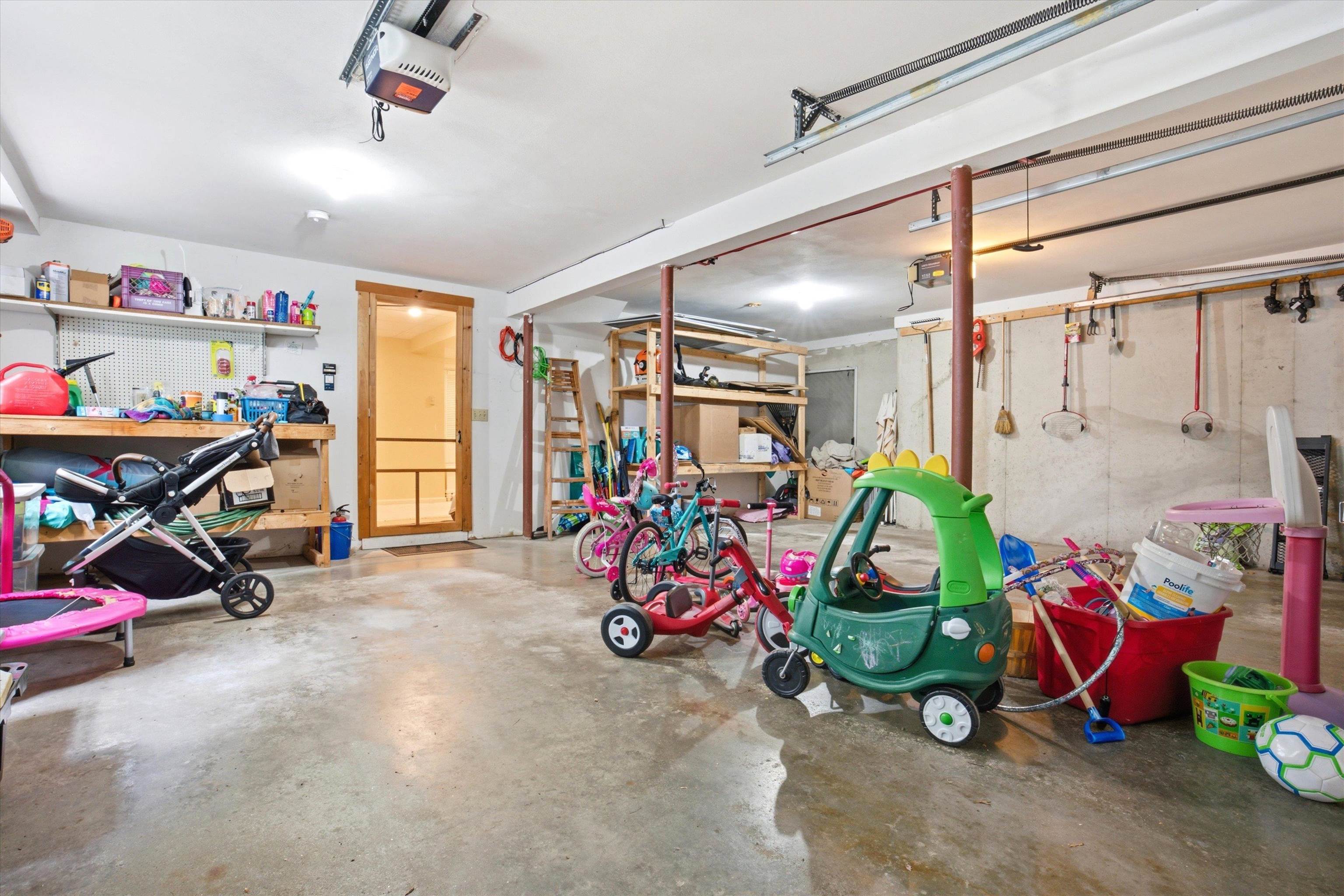 22 Virginia Court Property Photo 37
