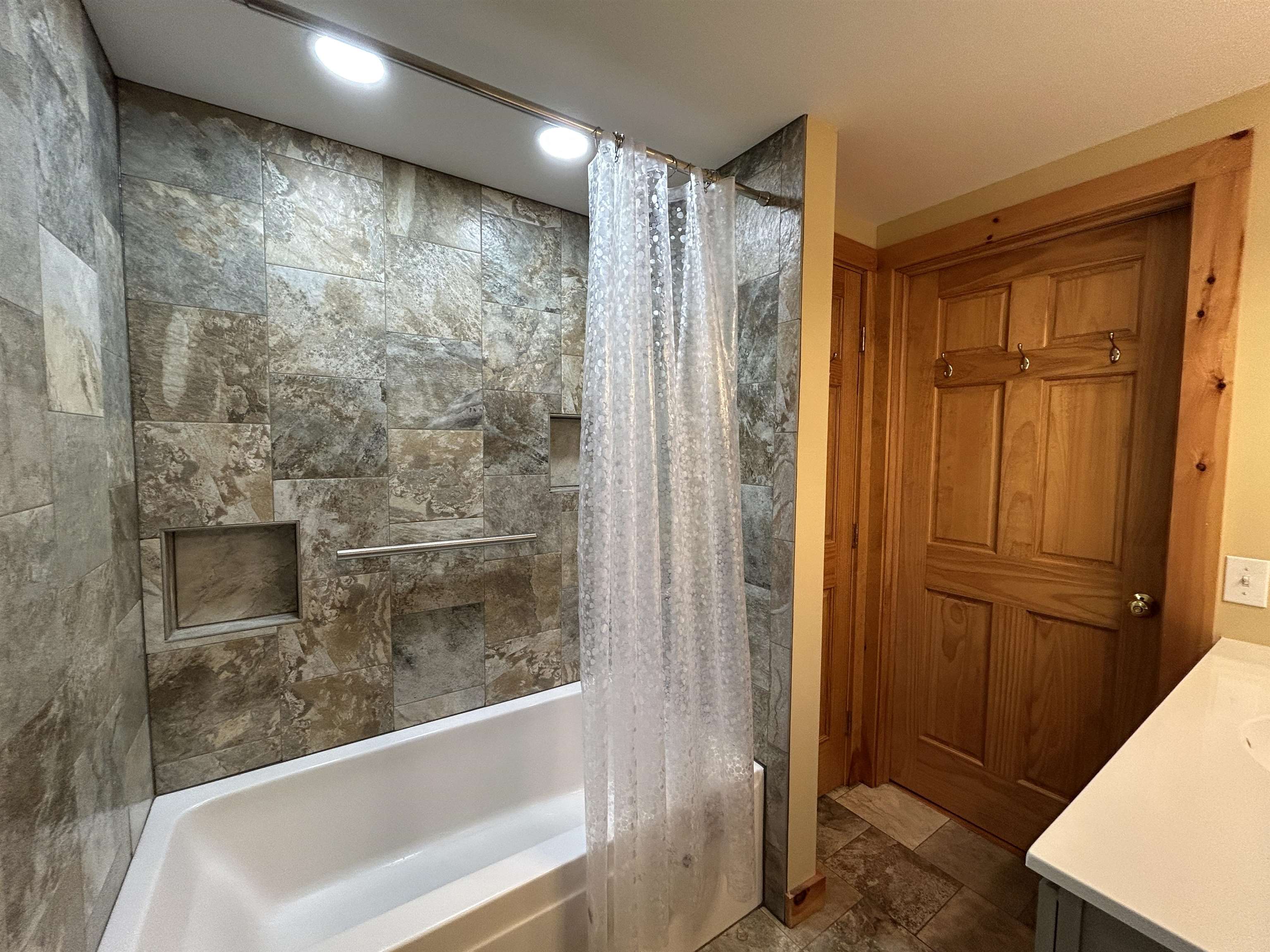 77 Eacker Drive Property Photo 33