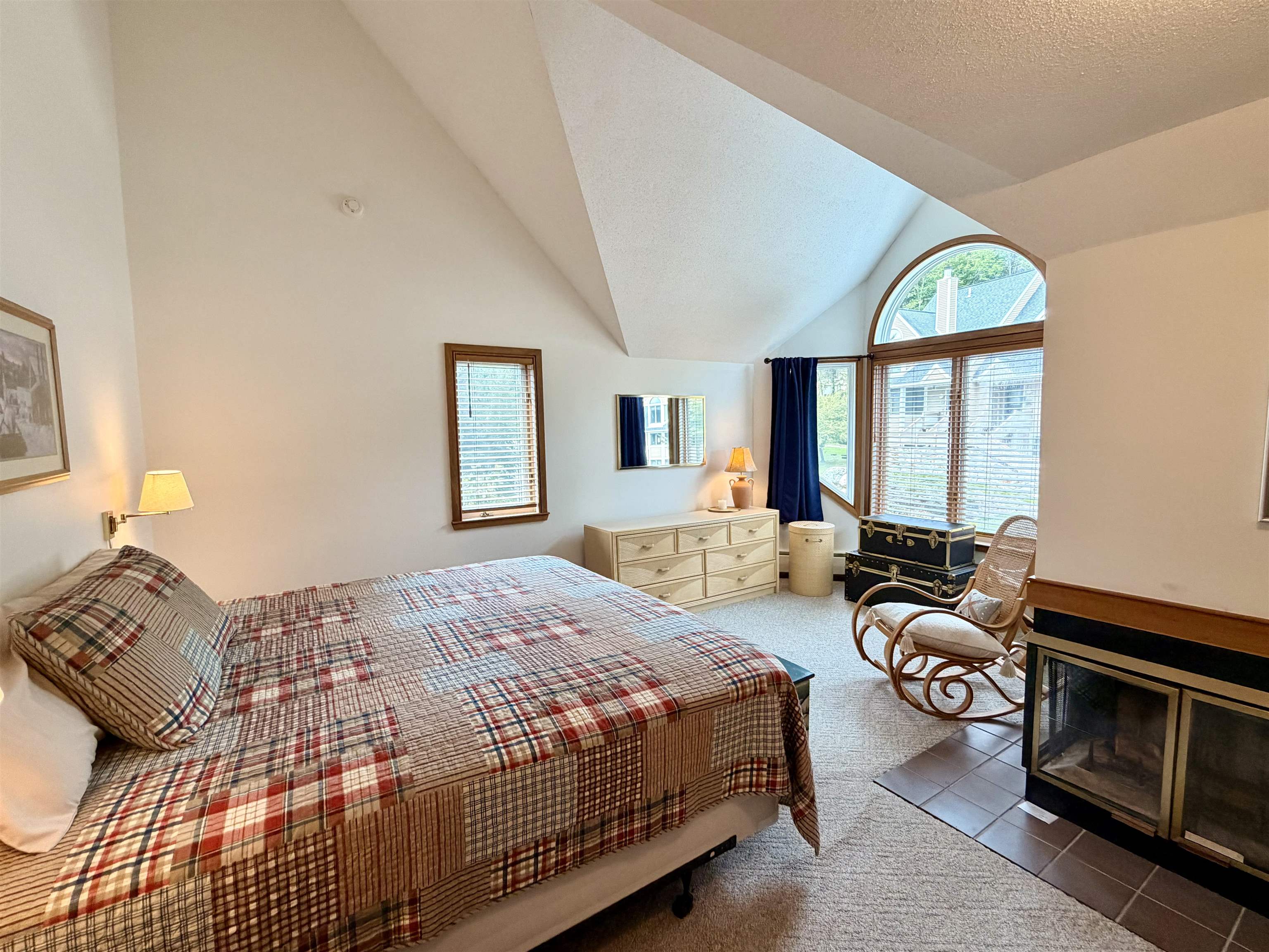 2d Townhouse Square Property Photo 14