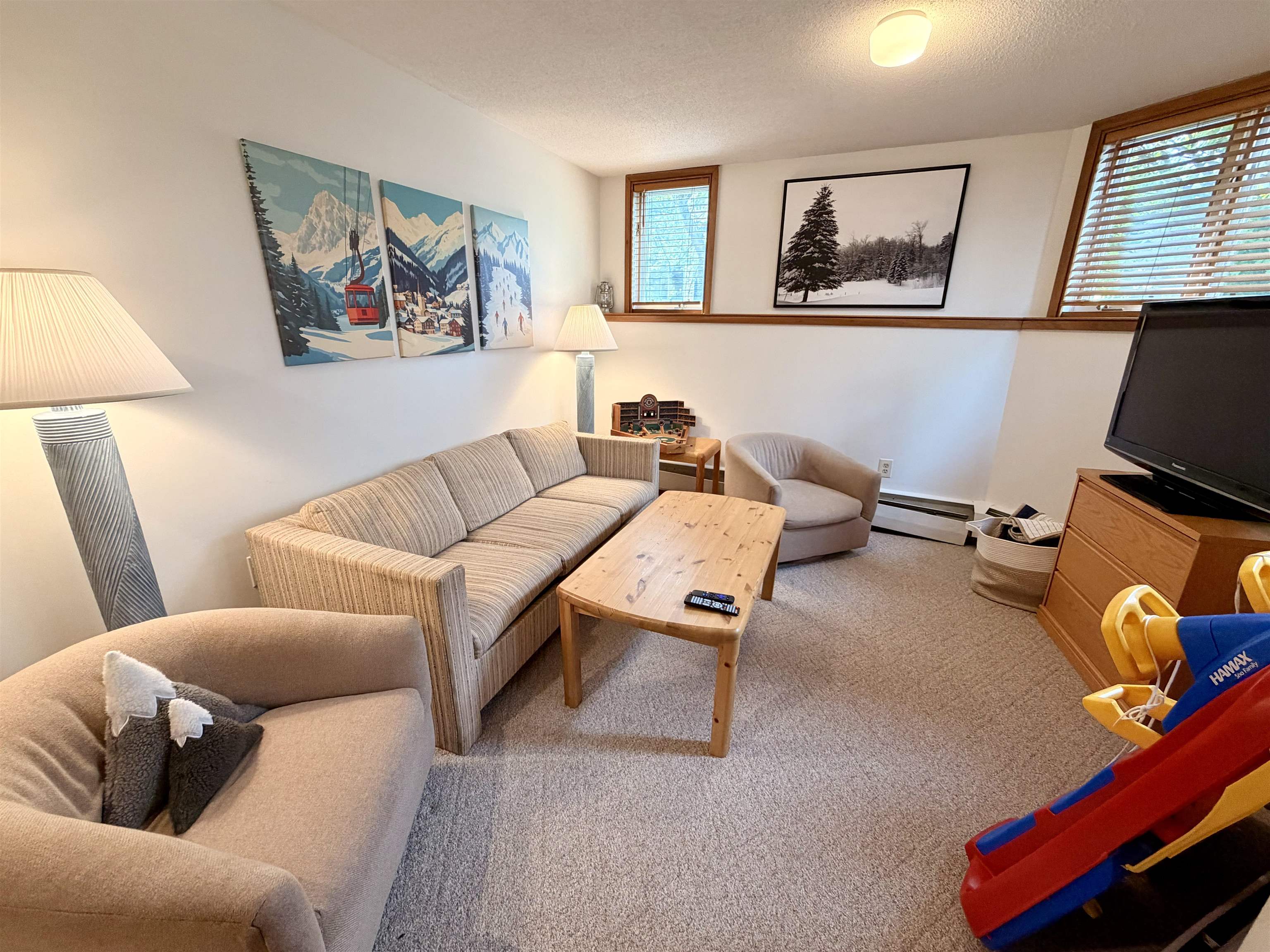 2d Townhouse Square Property Photo 27