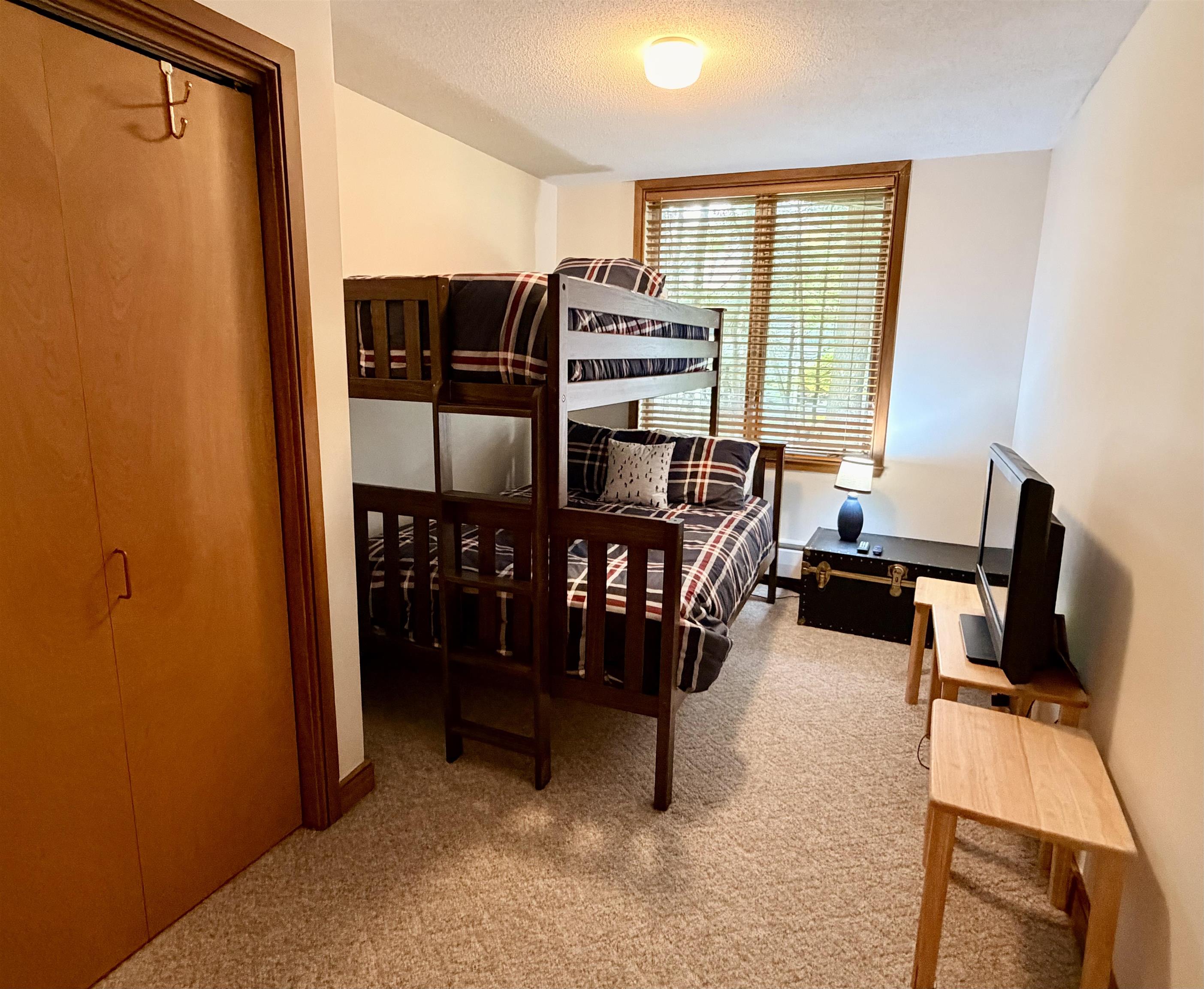 2d Townhouse Square Property Photo 34