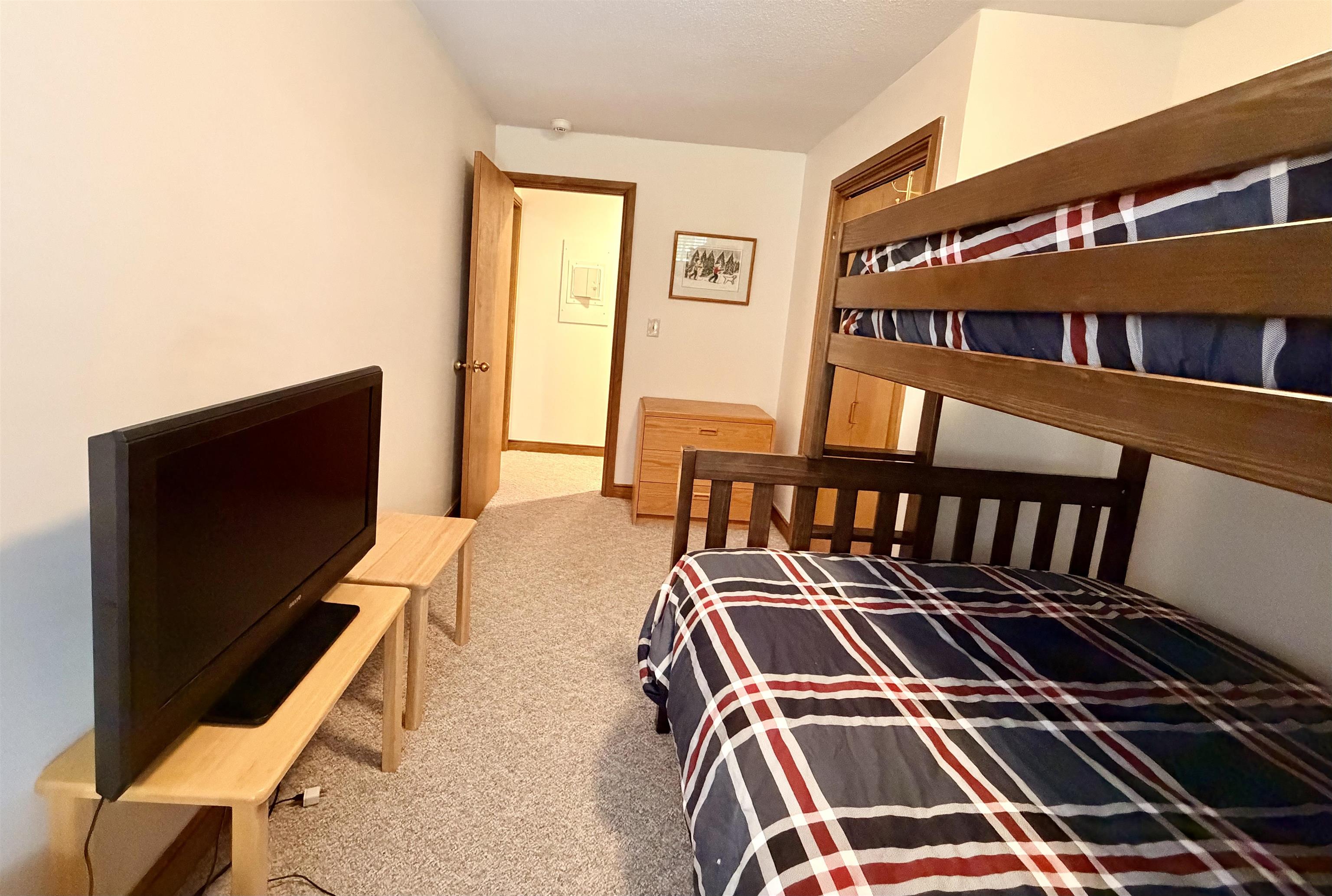 2d Townhouse Square Property Photo 36
