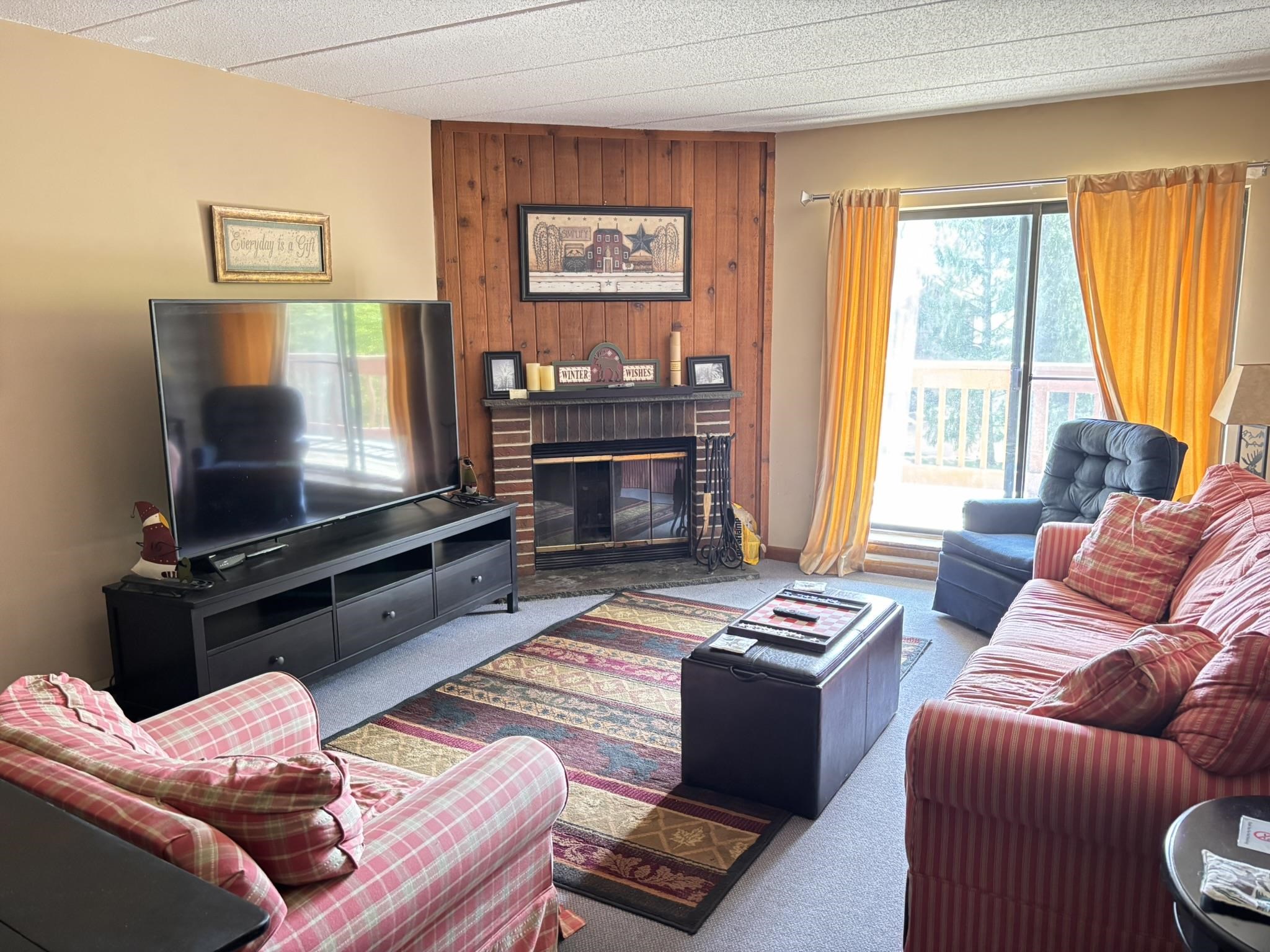 5d Snow Mountain Village Property Photo 2