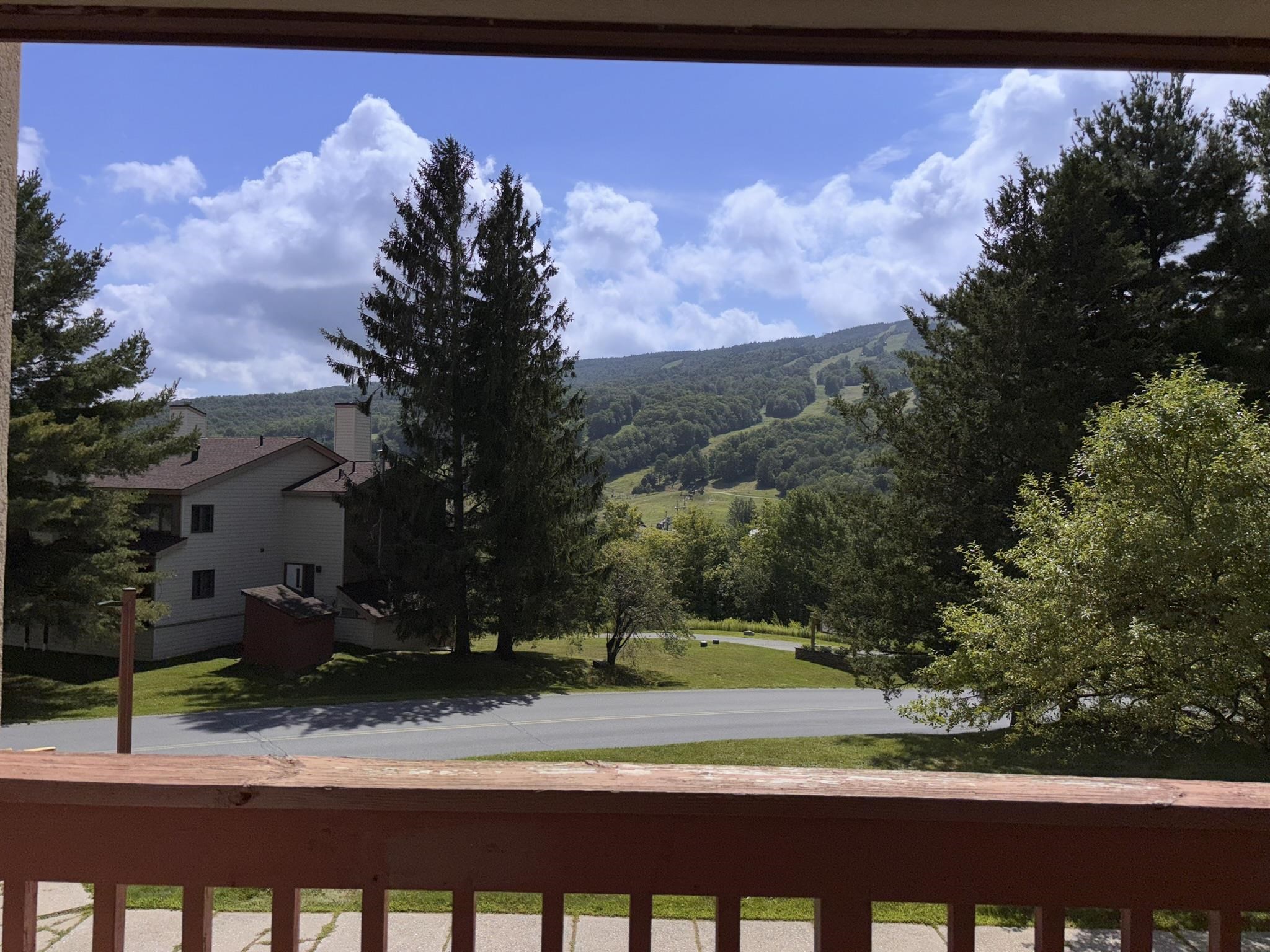 5d Snow Mountain Village Property Photo 13