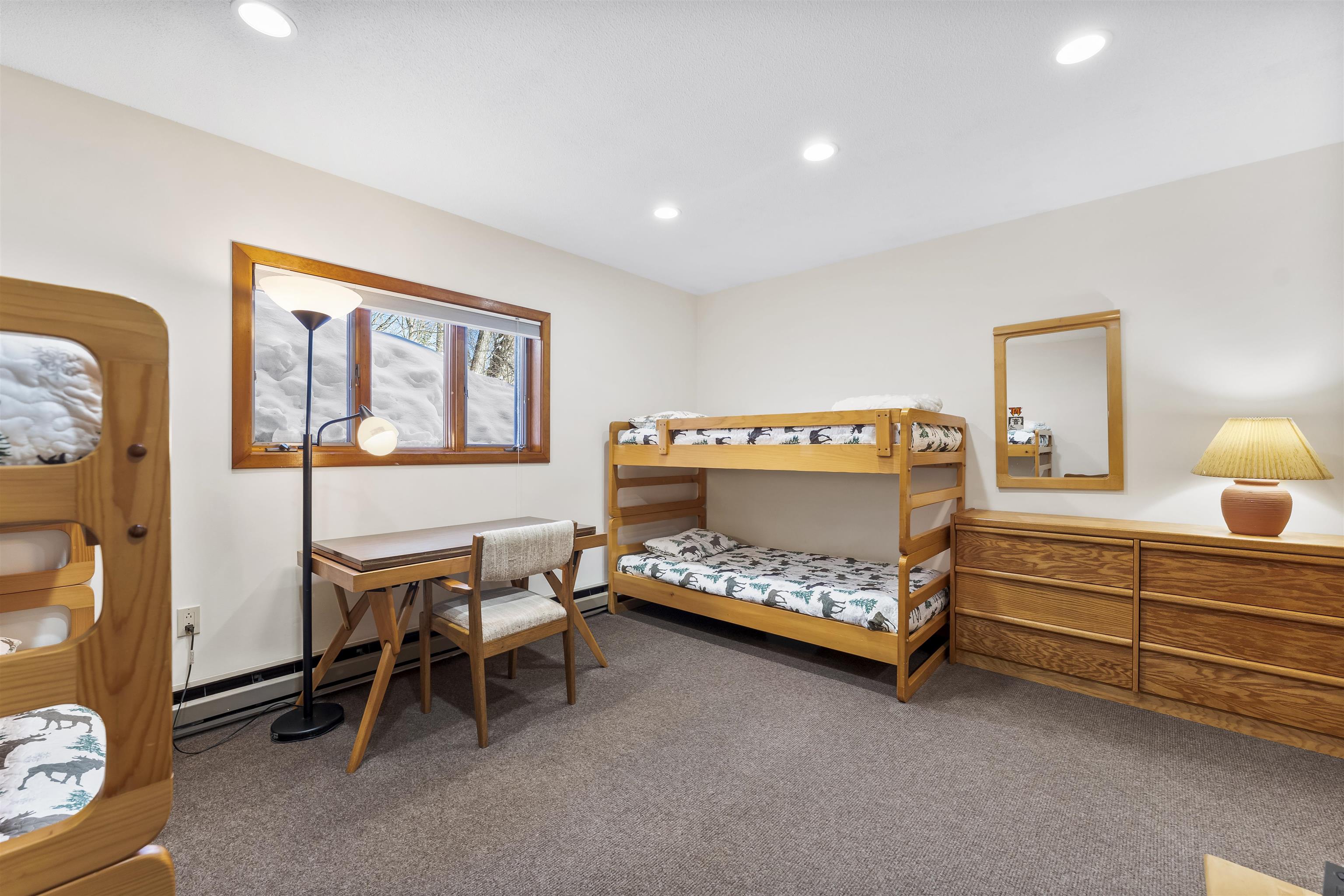 11 Round Tree Road Property Photo 28