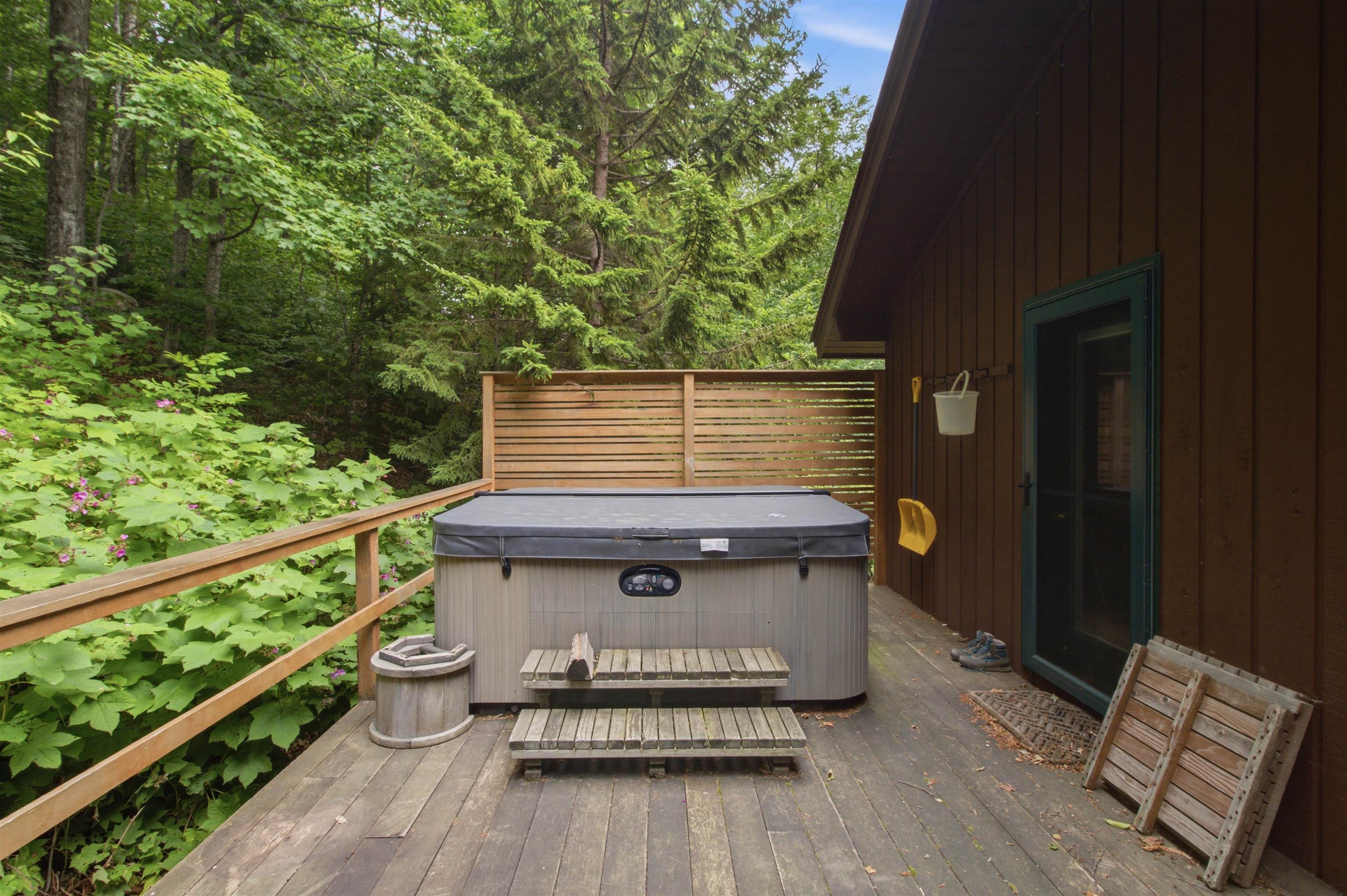 11 Round Tree Road Property Photo 34