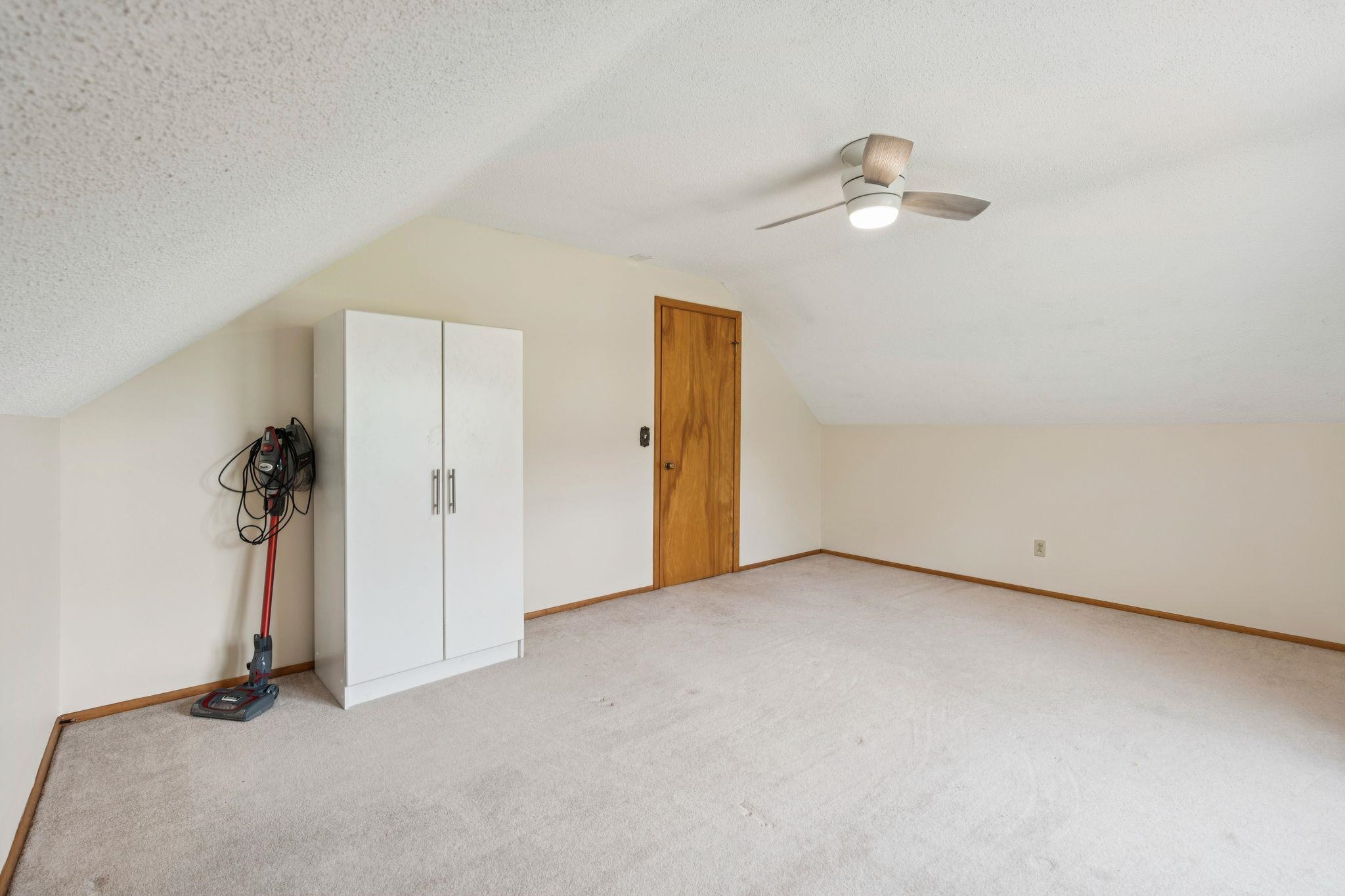 406 Rush Meadow Road Property Photo 12