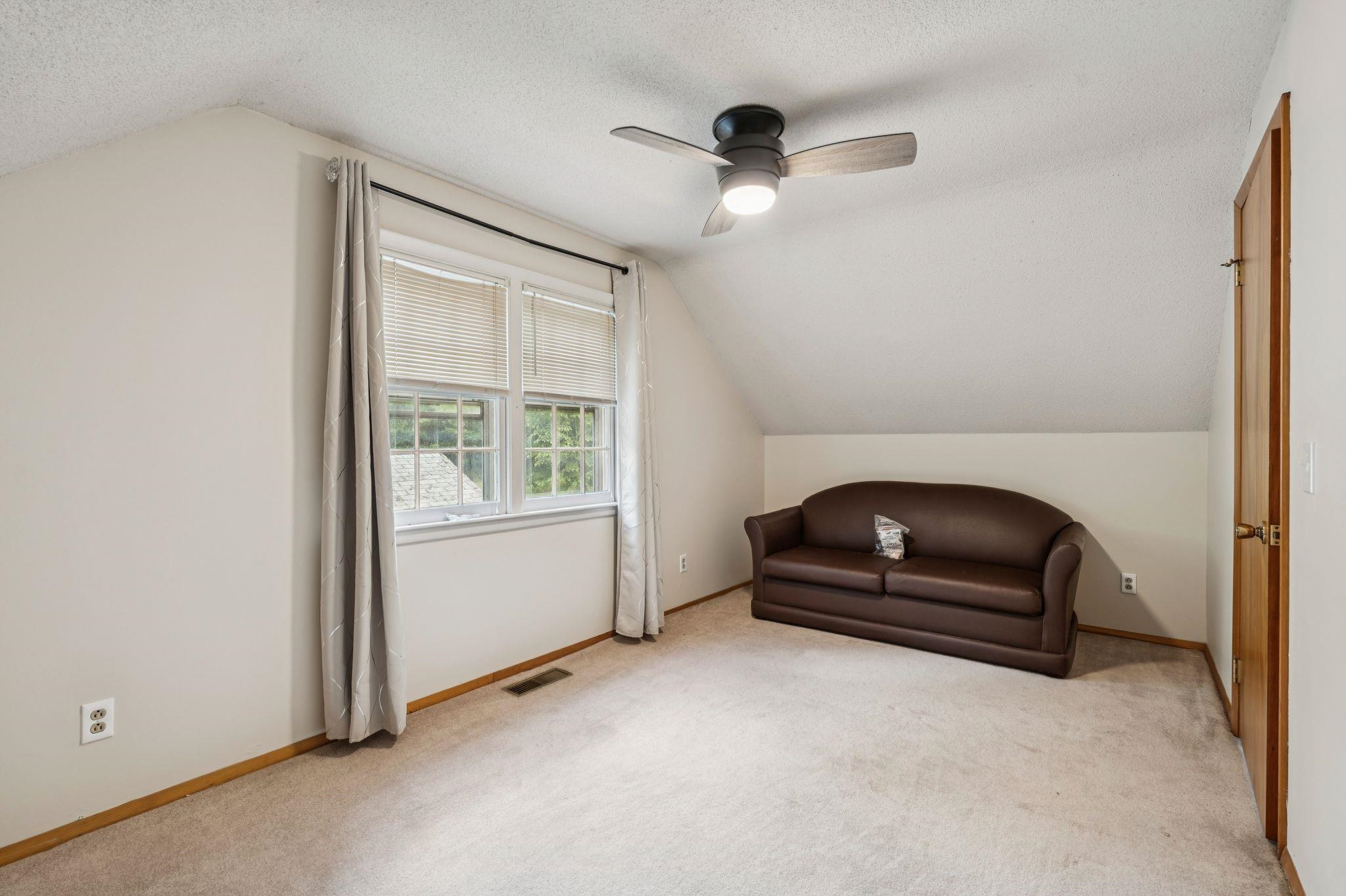 406 Rush Meadow Road Property Photo 13
