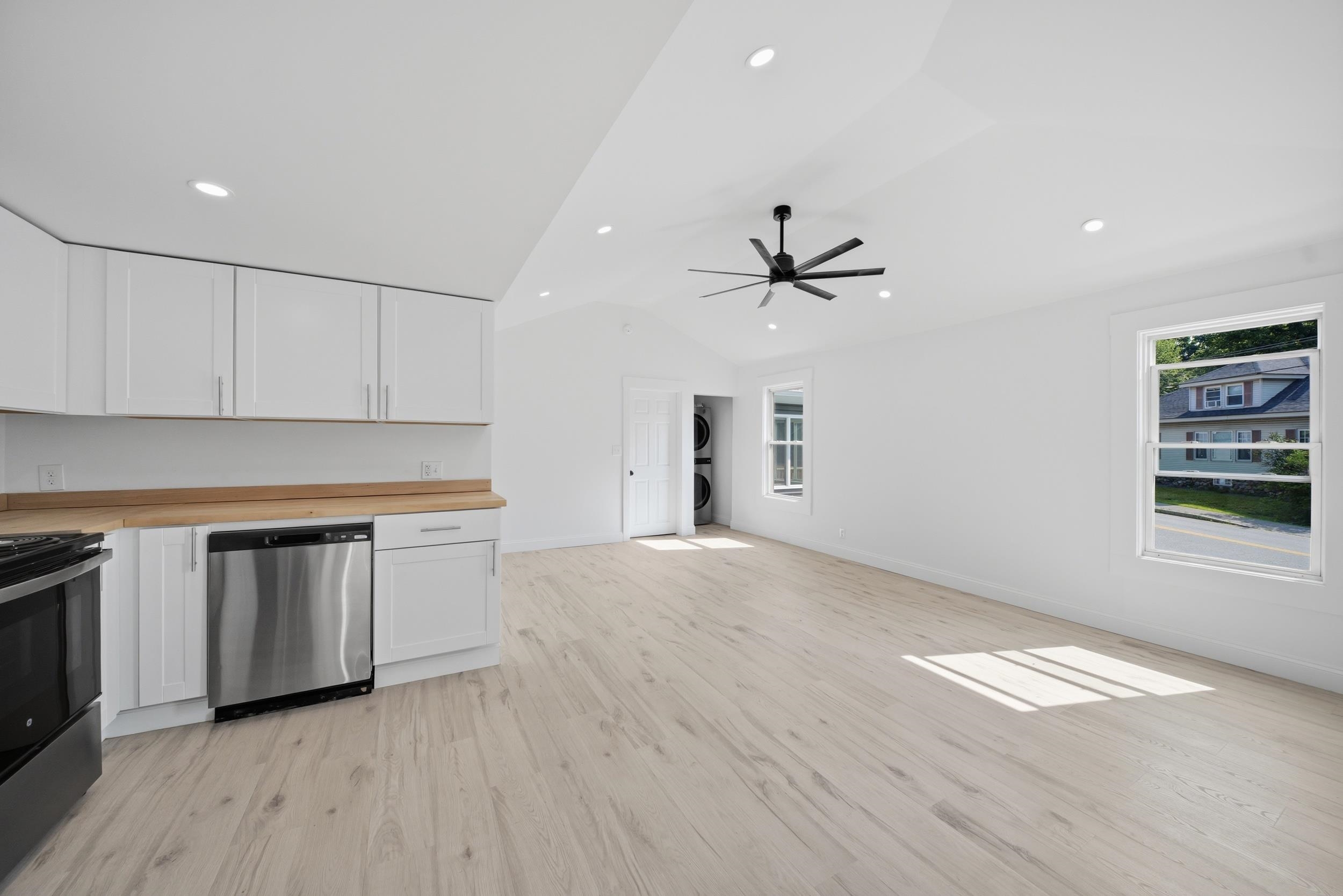 79 Gilford Avenue Property Photo 2
