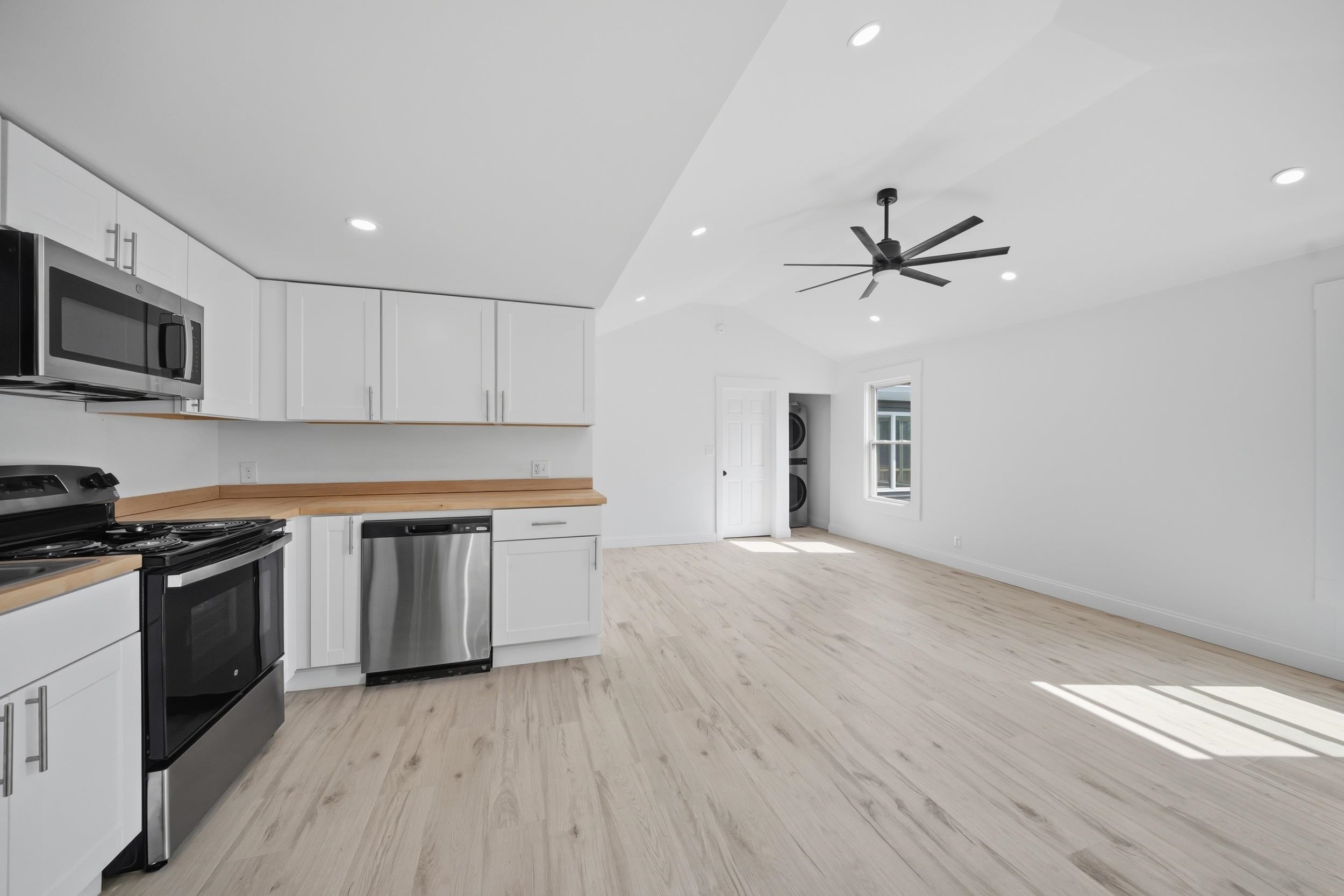 79 Gilford Avenue Property Photo 8