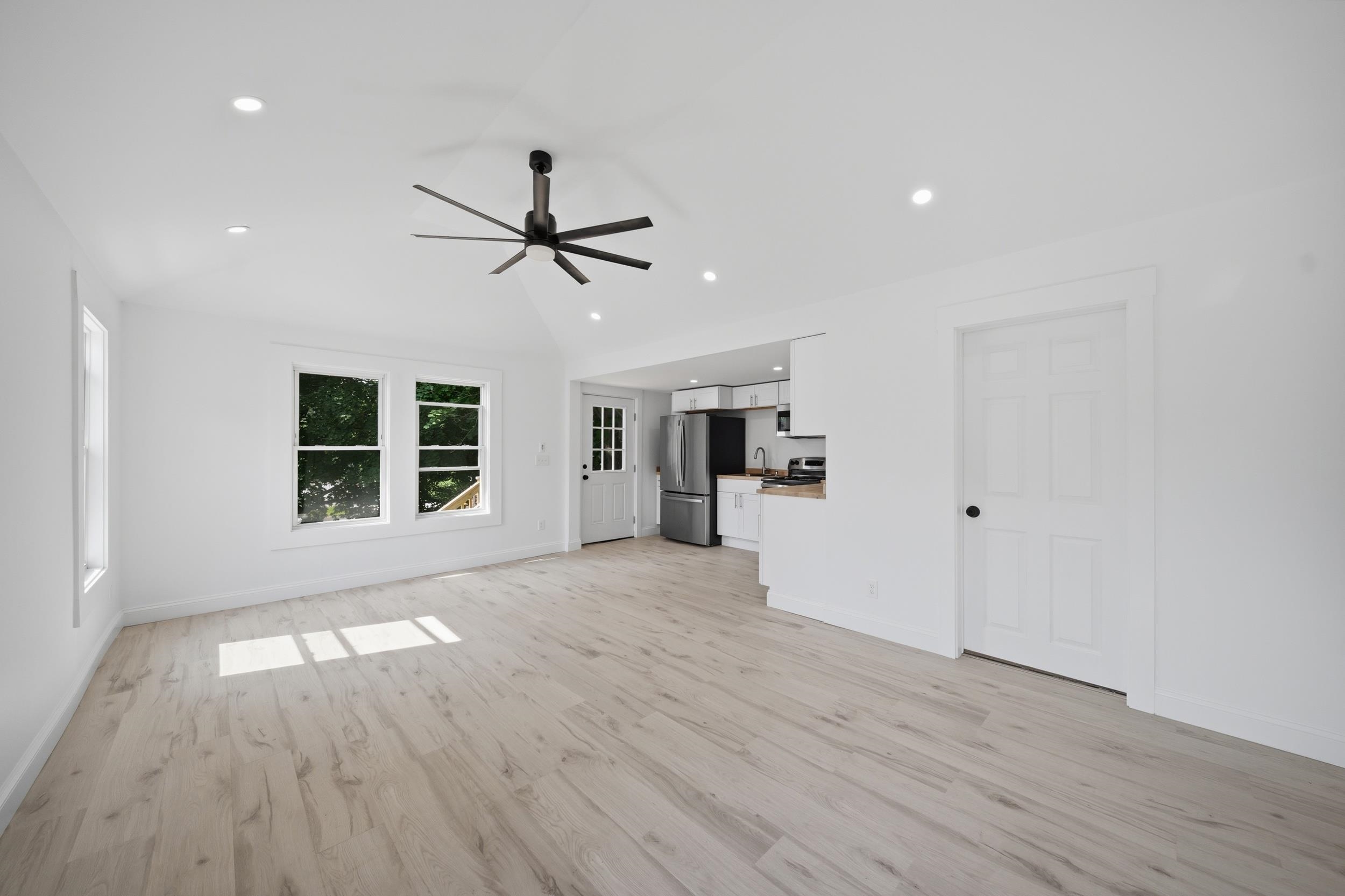 79 Gilford Avenue Property Photo 9