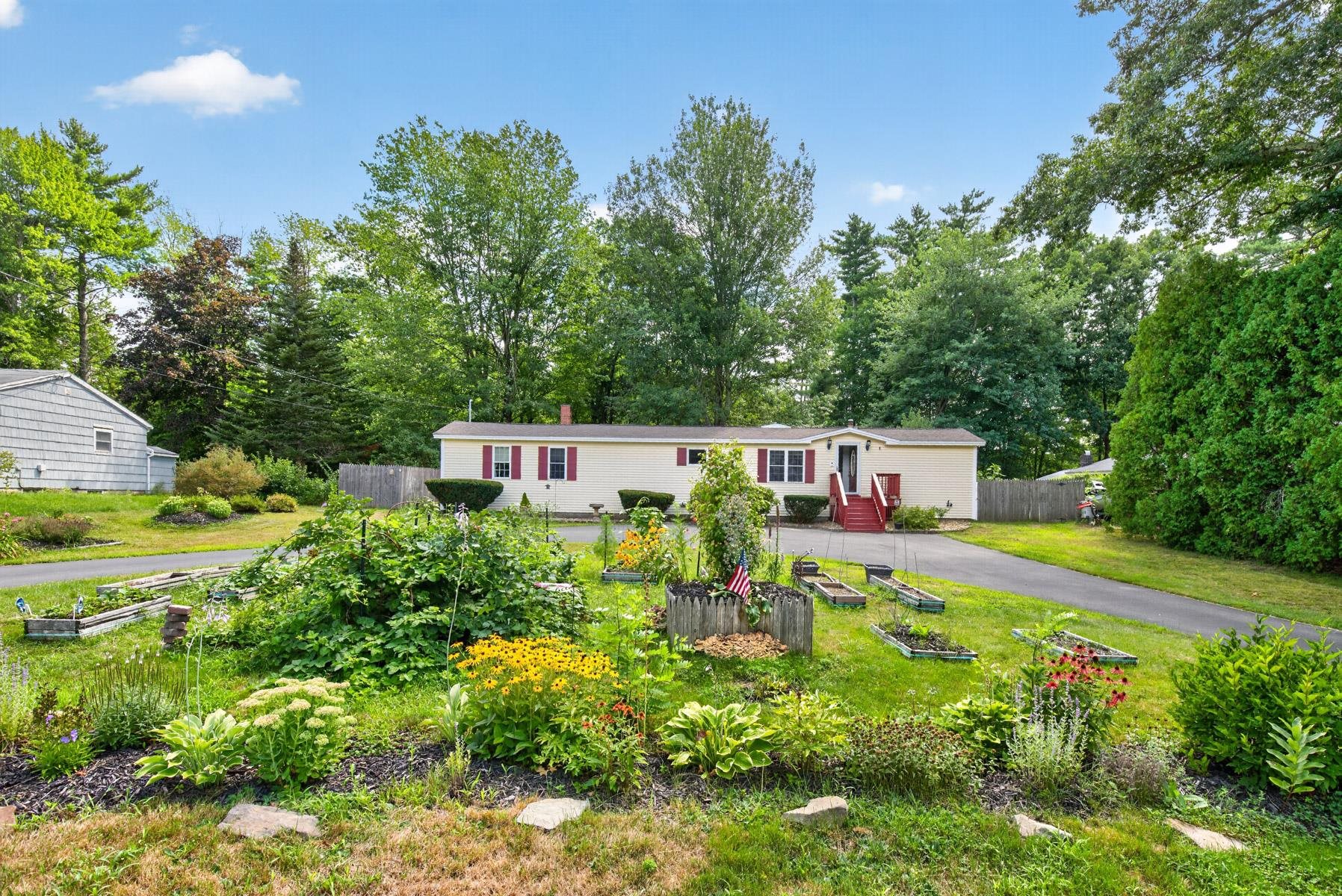 74 Long Hill Road Property Photo 1