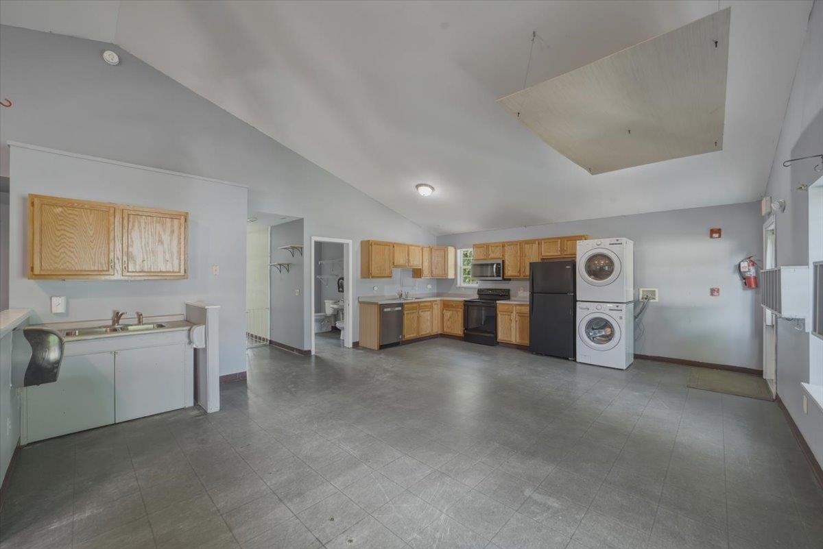 1795 Main Street Property Photo 10