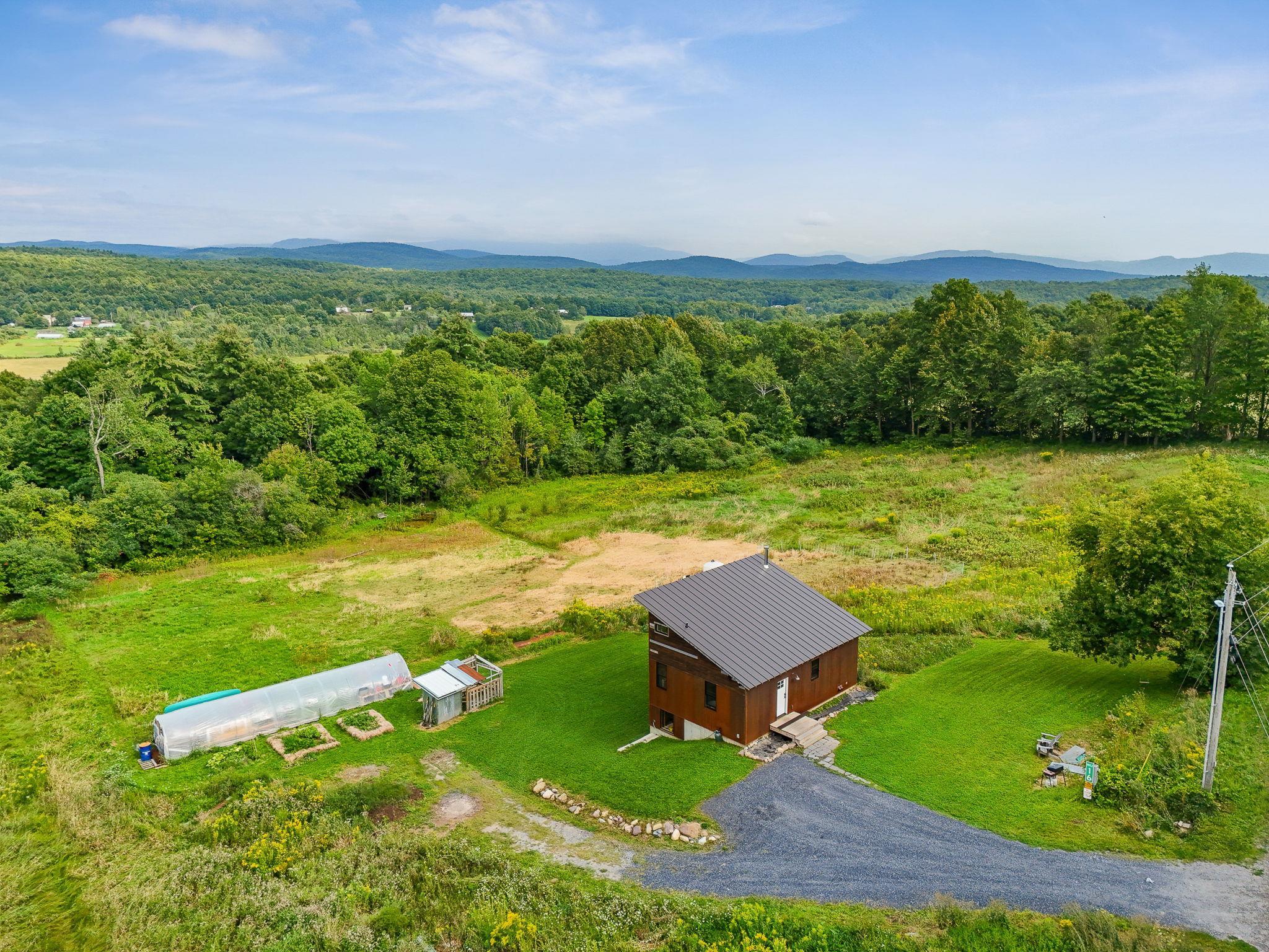 2944 Shellhouse Mountain Road Property Photo 1