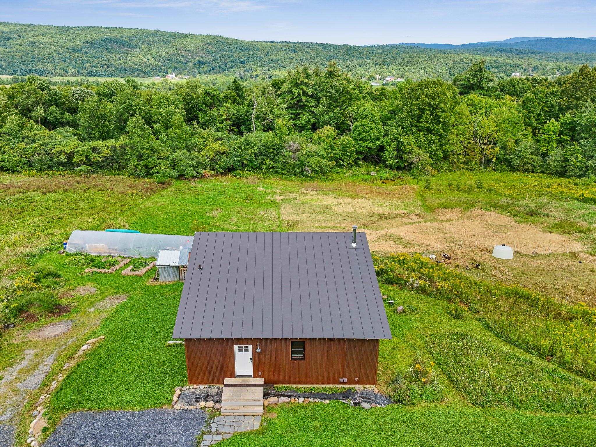 2944 Shellhouse Mountain Road Property Photo 4