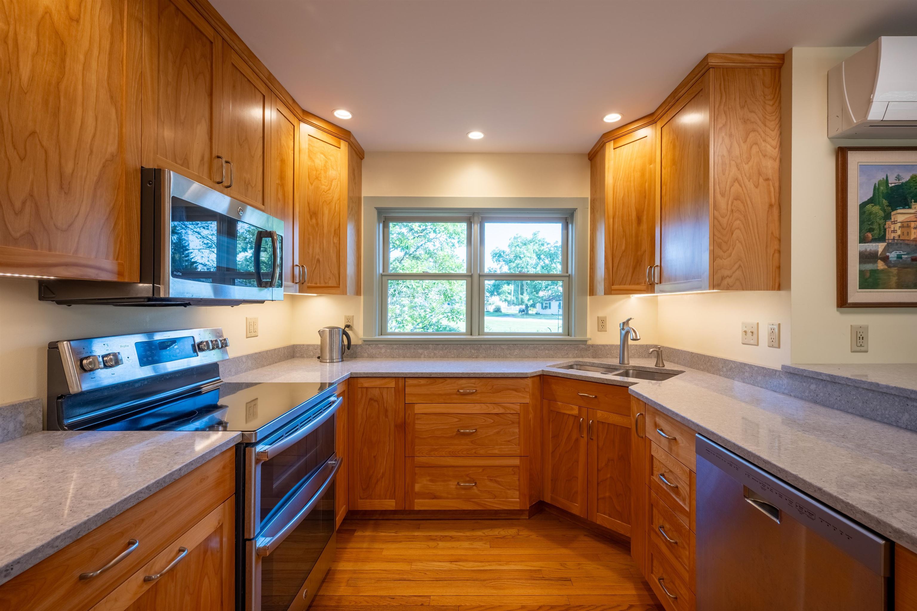 200 Morningside Drive Property Photo 17