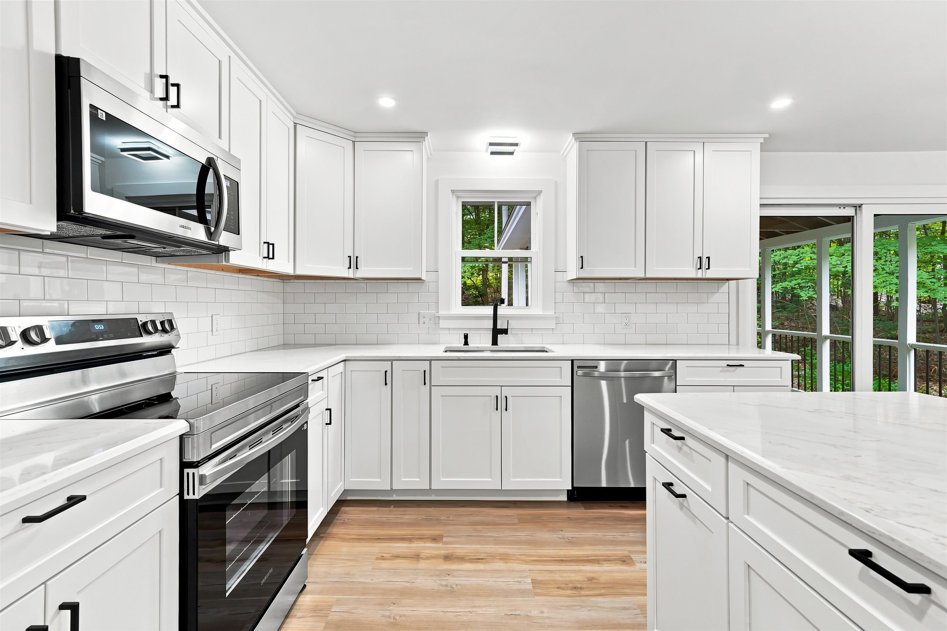 153 Squantum Road Property Photo 4