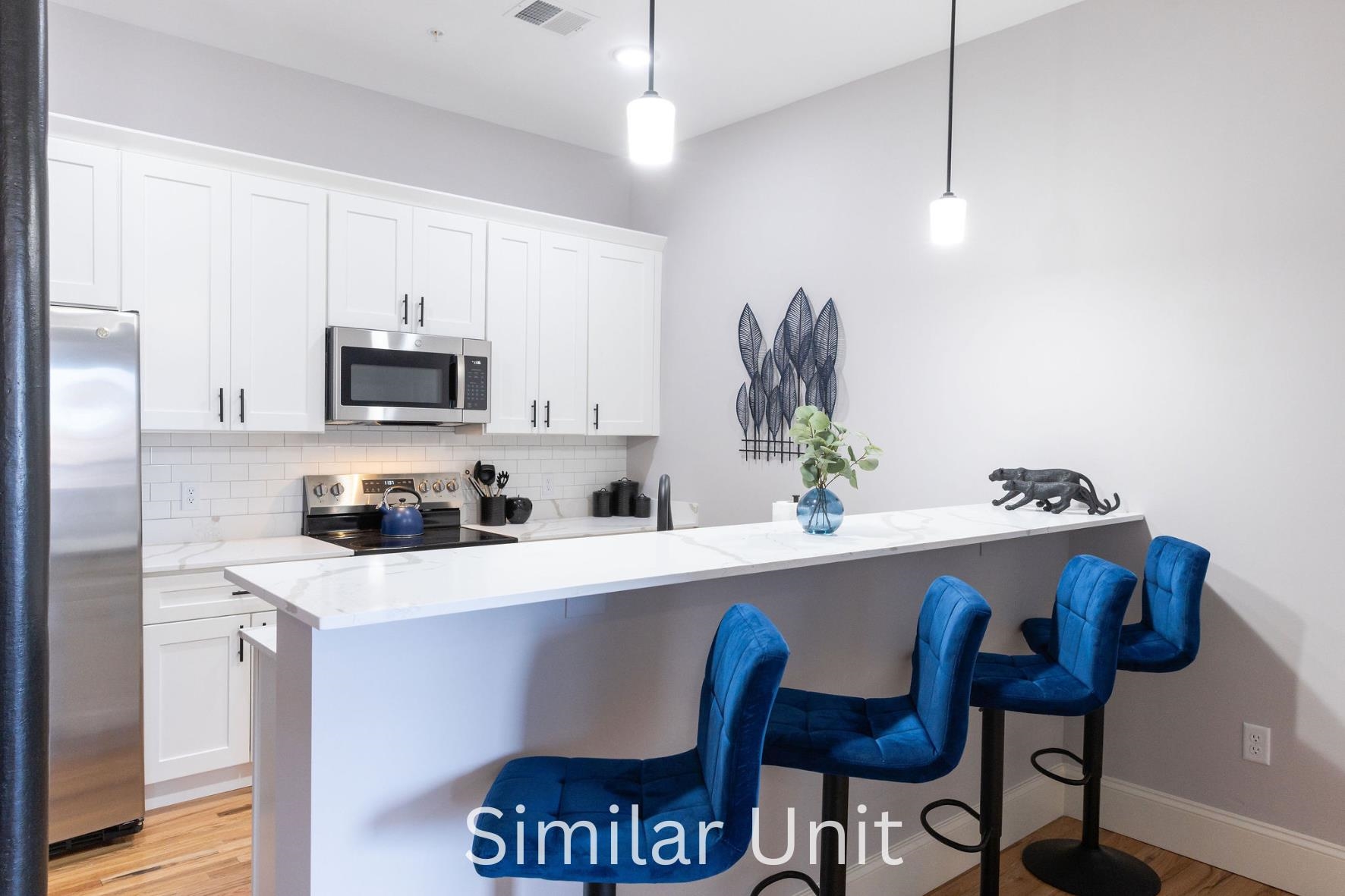 250 Commercial Street Property Photo 3