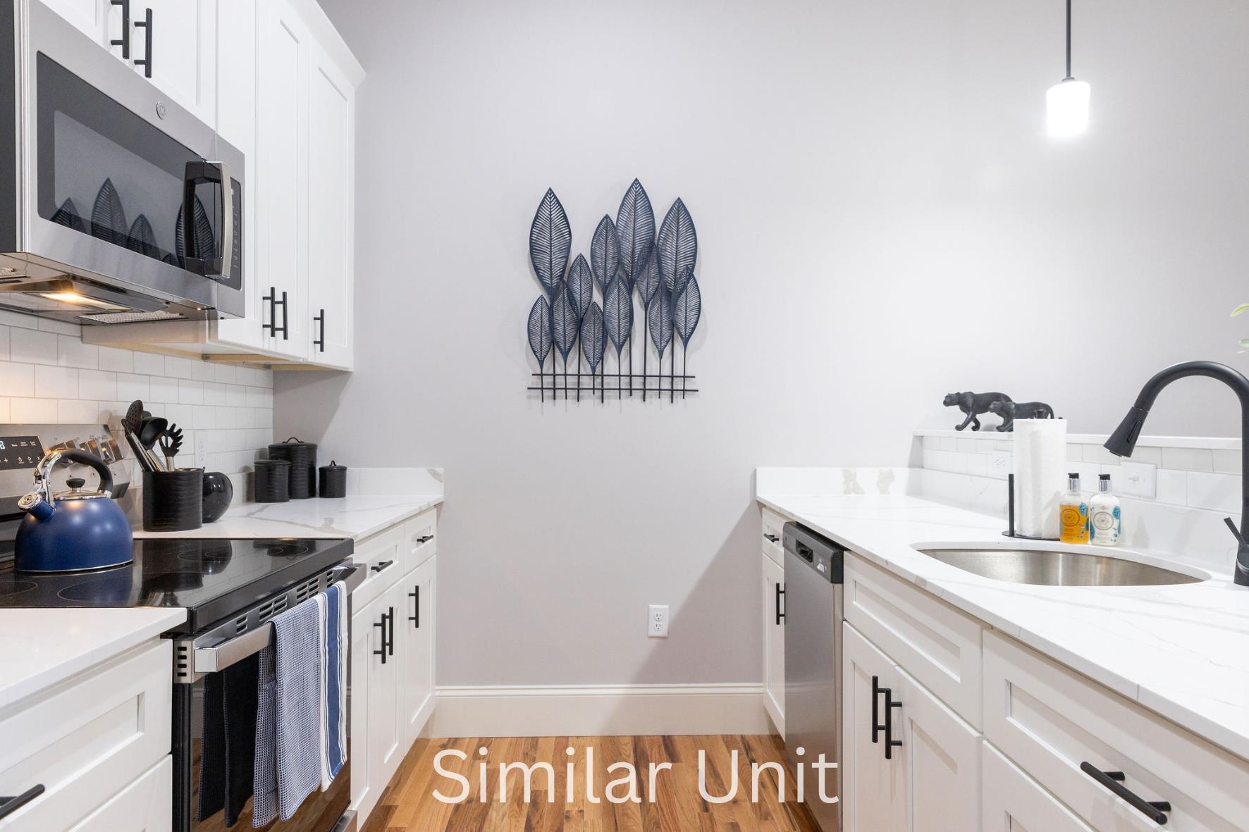 250 Commercial Street Property Photo 4