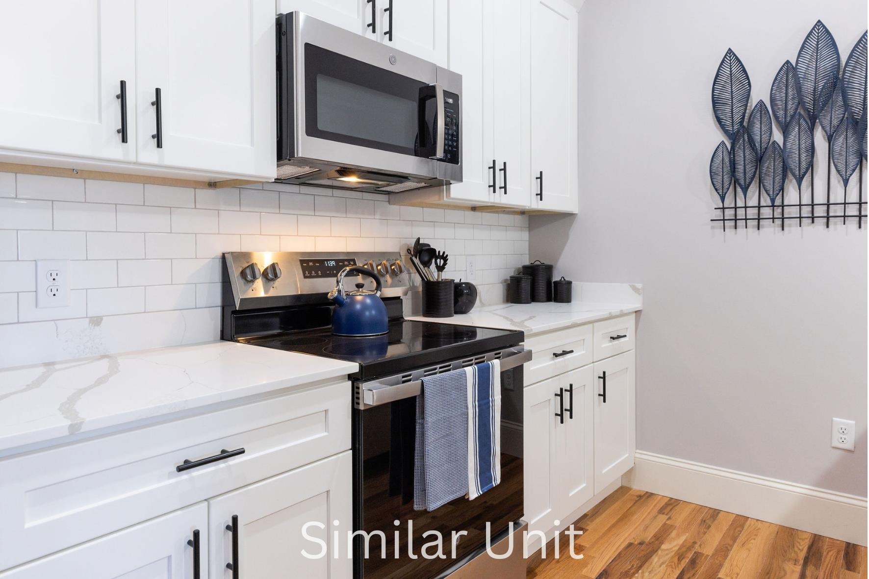 250 Commercial Street Property Photo 6