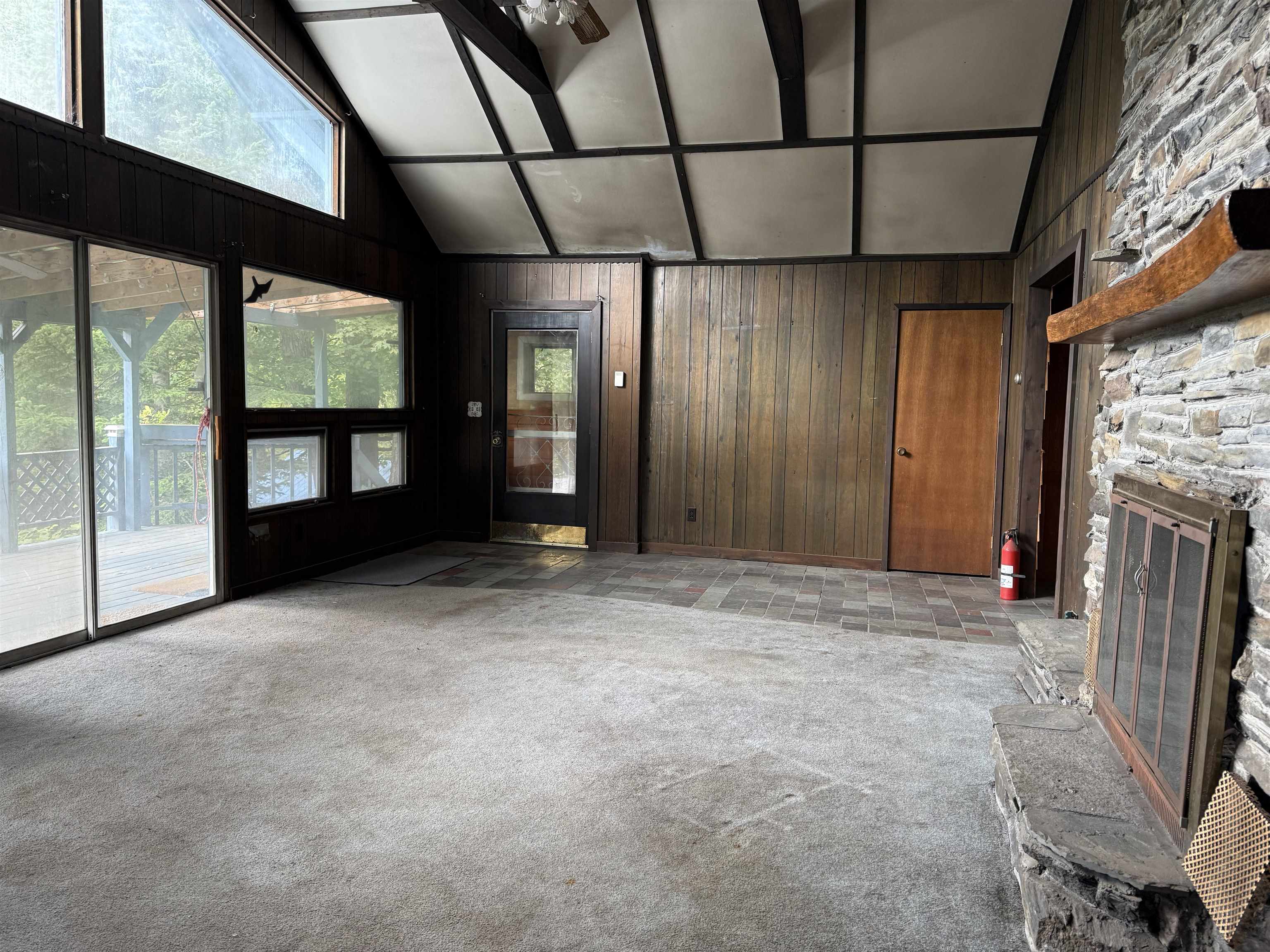 1252 Peth Road Property Photo 6