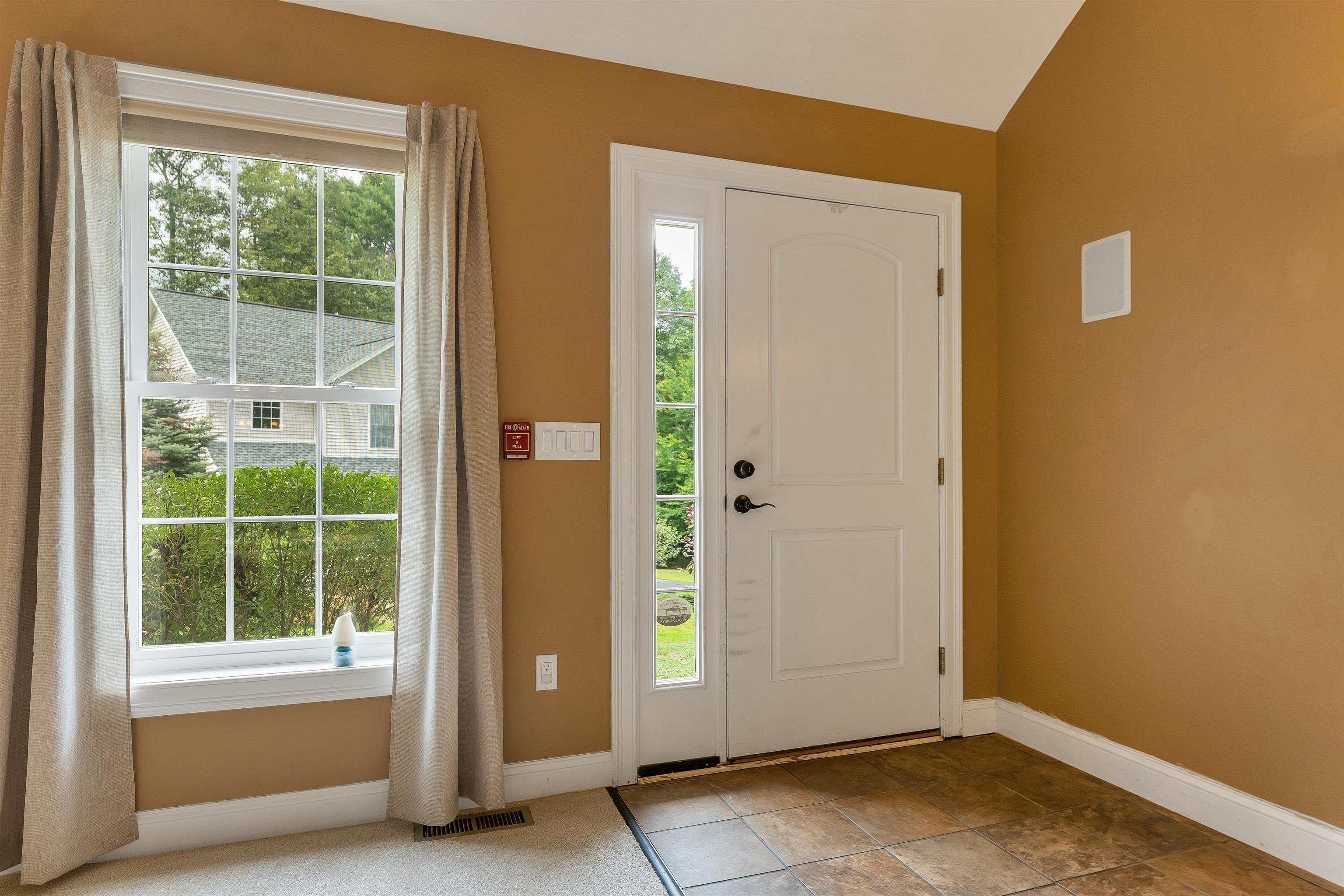 39 Sterling Drive Property Photo 4