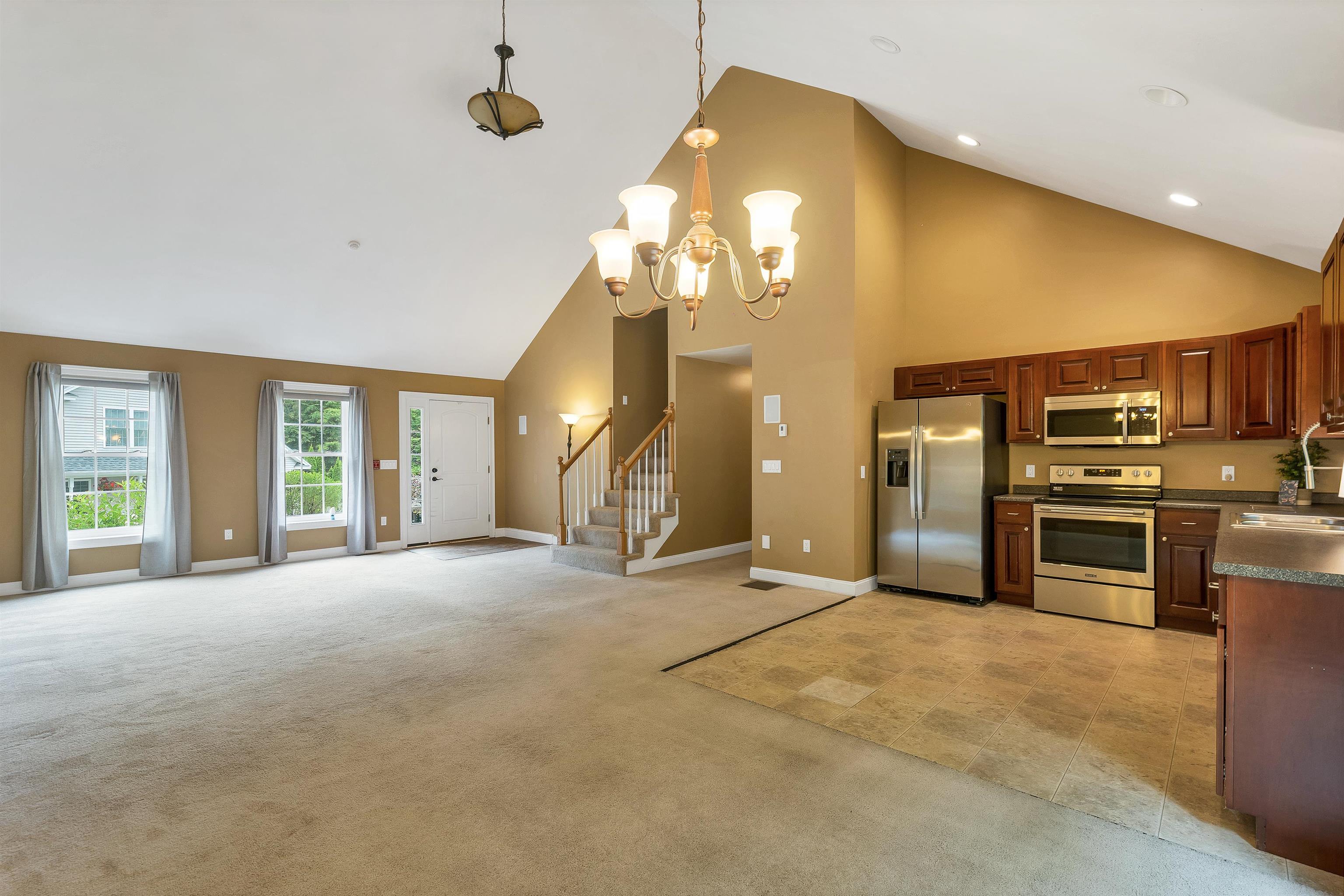 39 Sterling Drive Property Photo 9