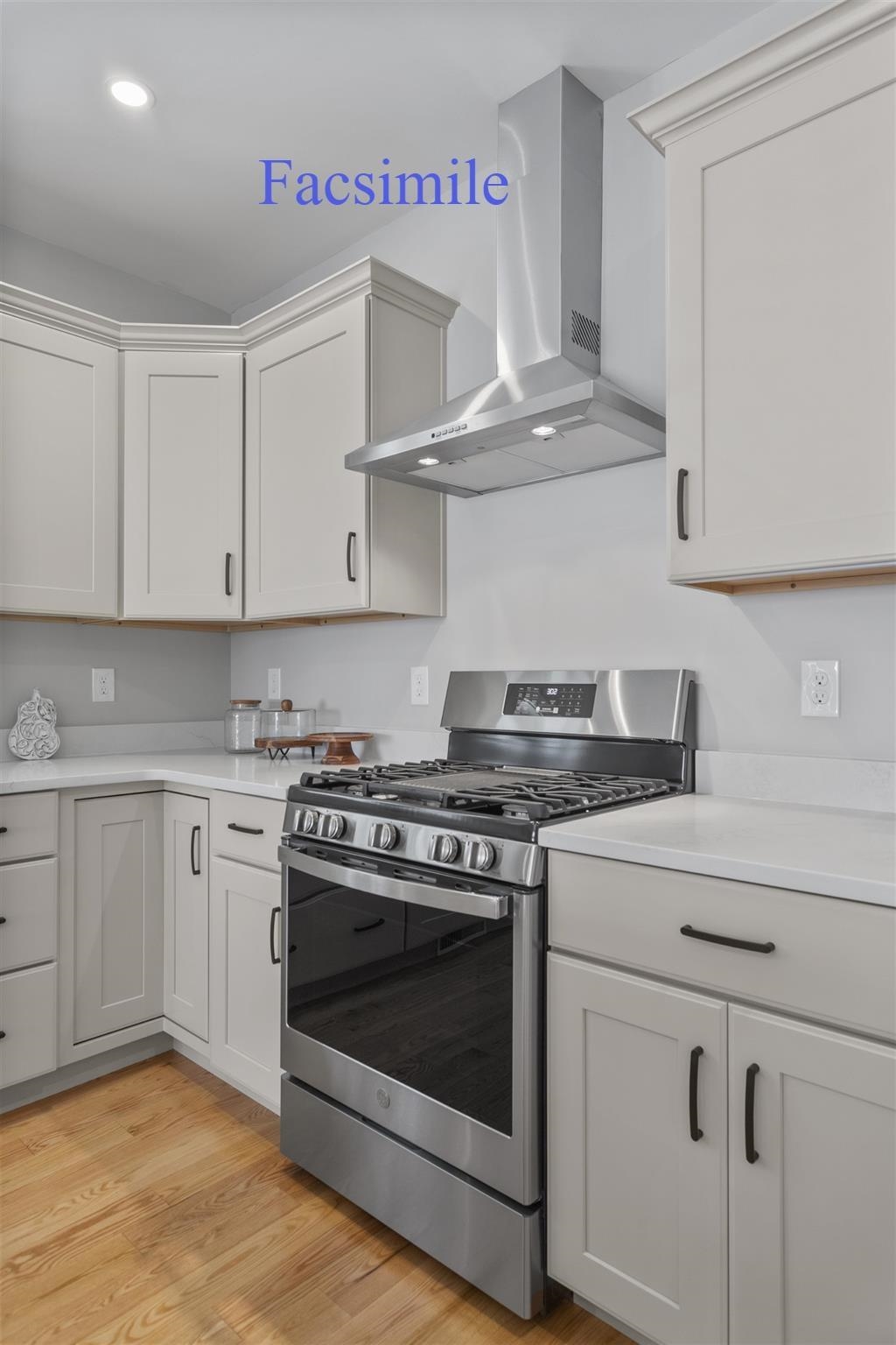 6 Navillus Way Property Photo 5