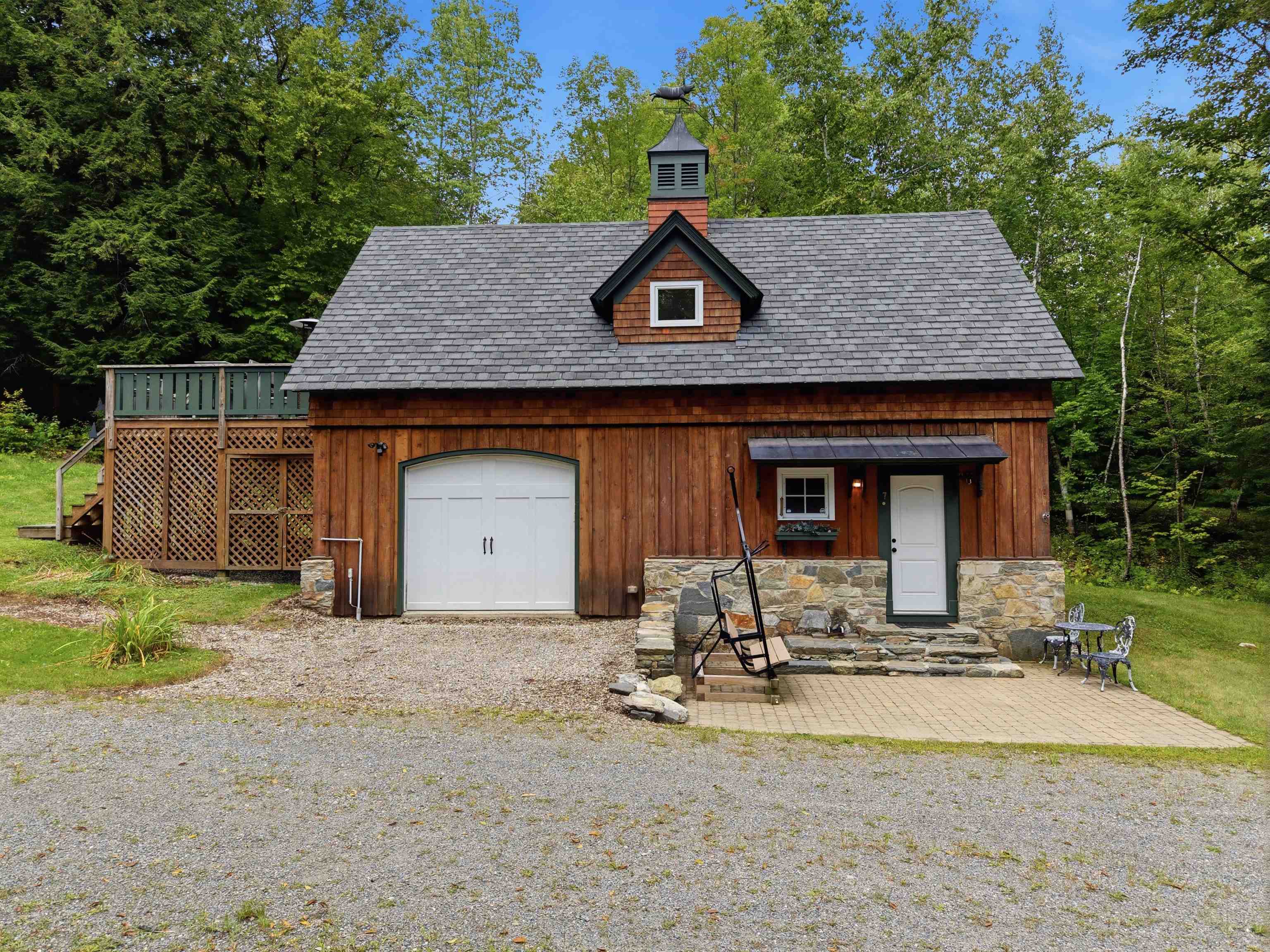 7 Woodrock Road Property Photo 2