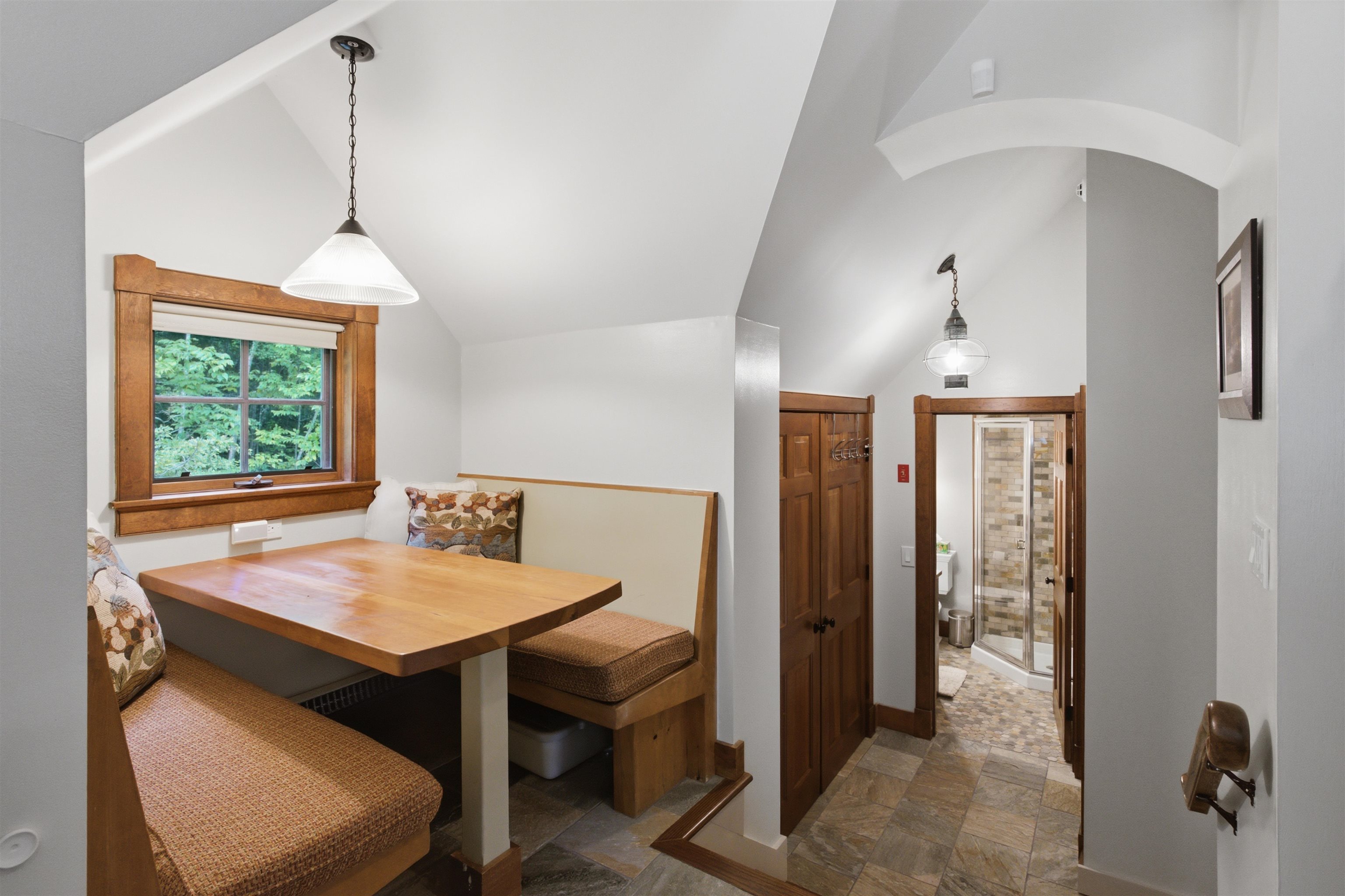 7 Woodrock Road Property Photo 9