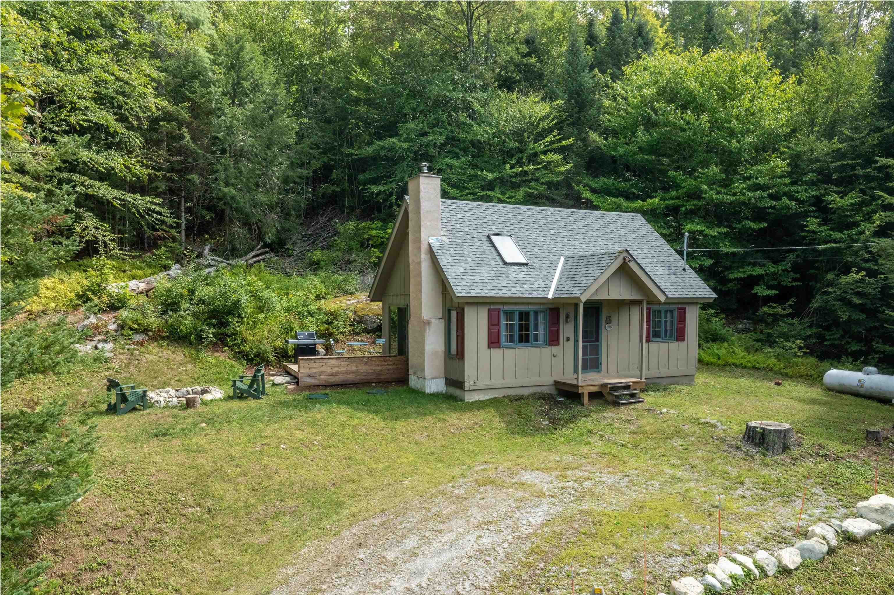 398 Tallwood Circle Property Photo 1