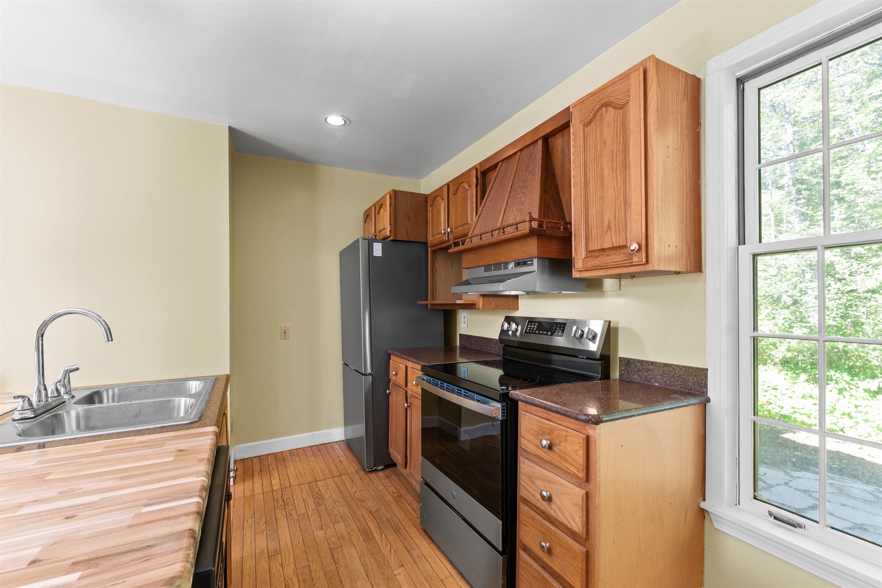 2338 Eaton Road Property Photo 7