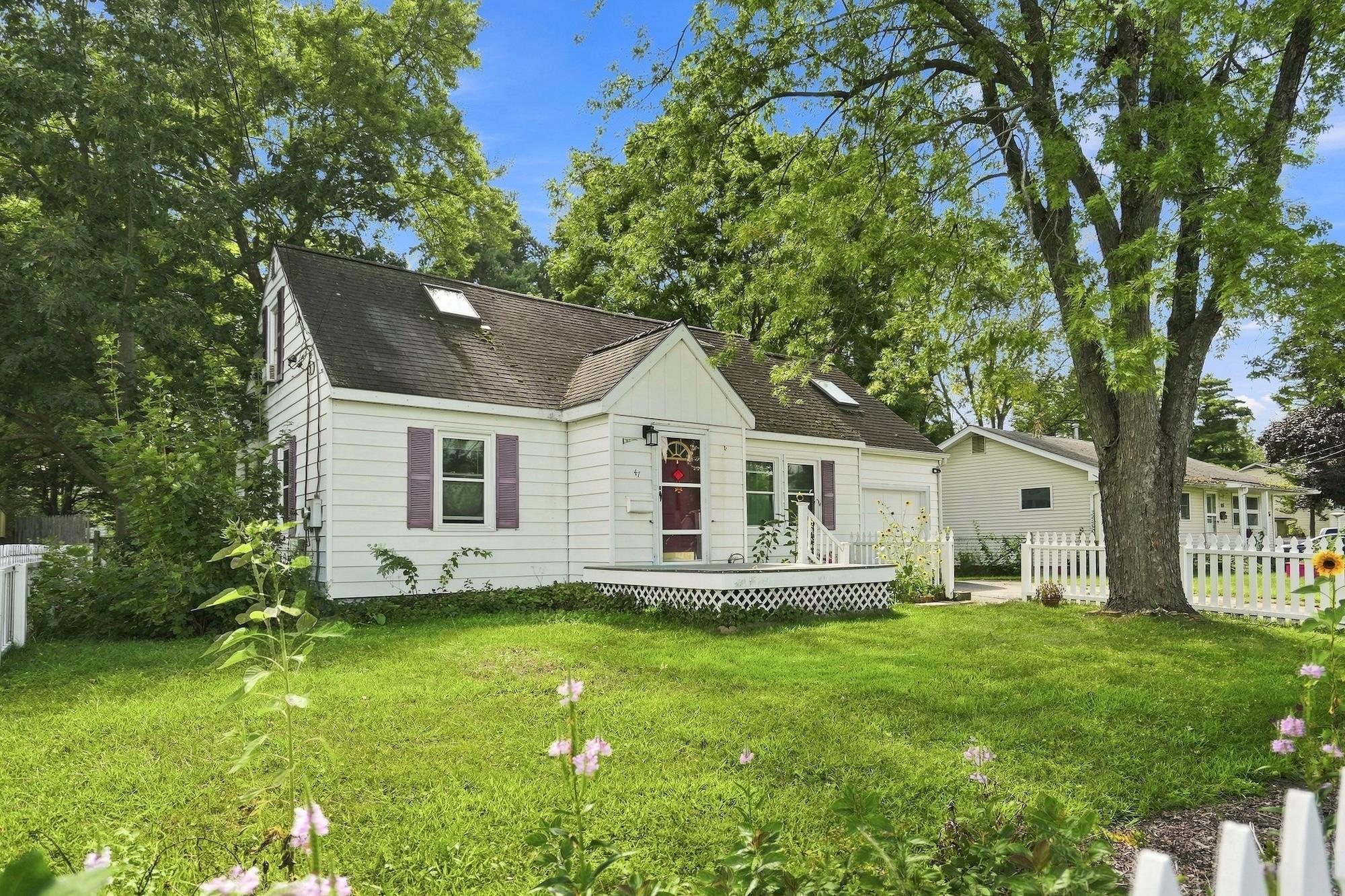 47 Mcintosh Avenue Property Photo 2