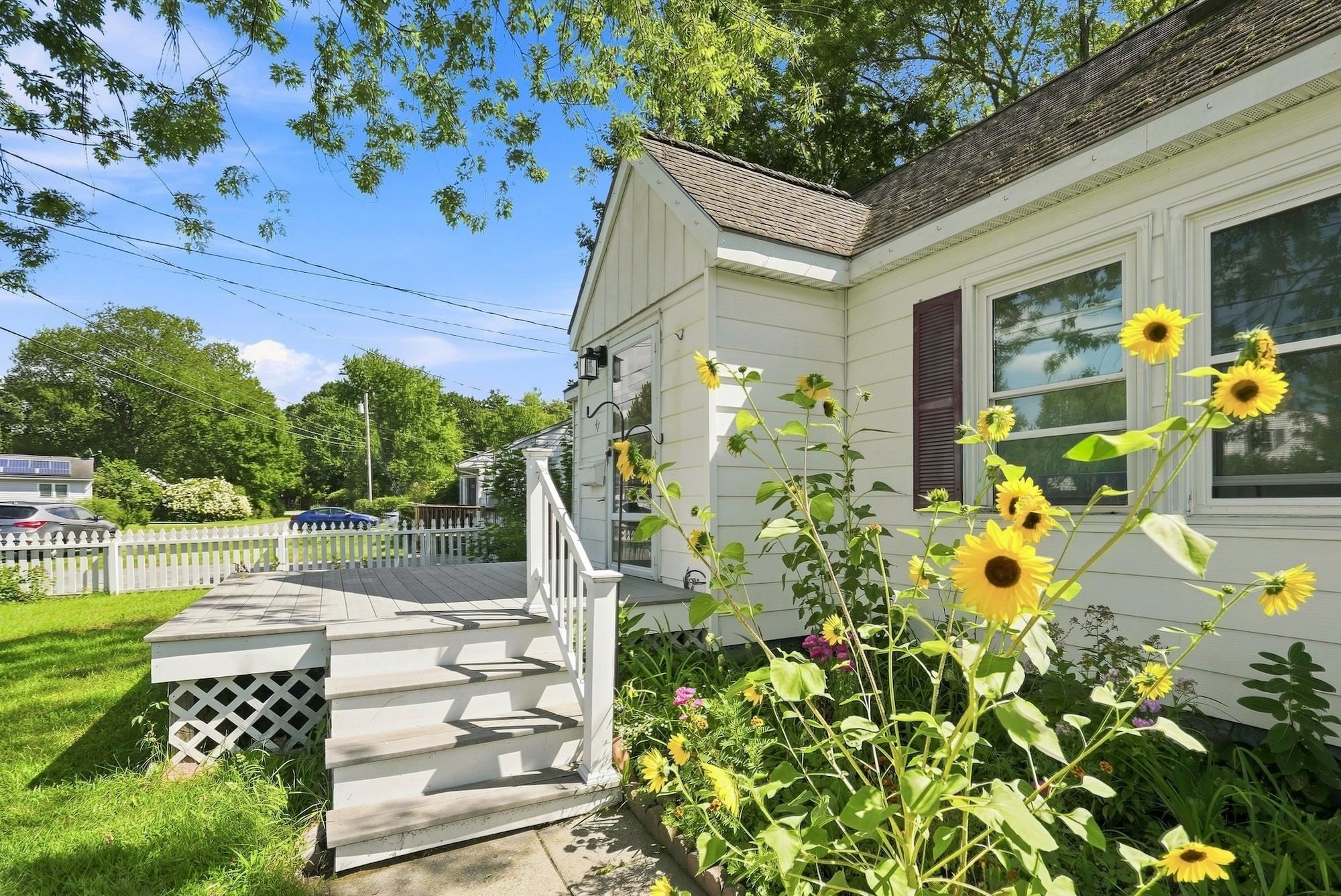 47 Mcintosh Avenue Property Photo 2