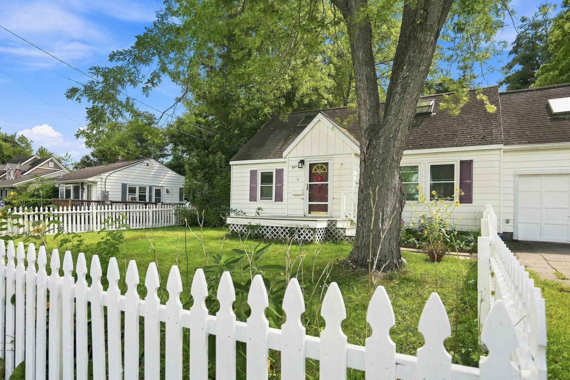 47 Mcintosh Avenue Property Photo 3
