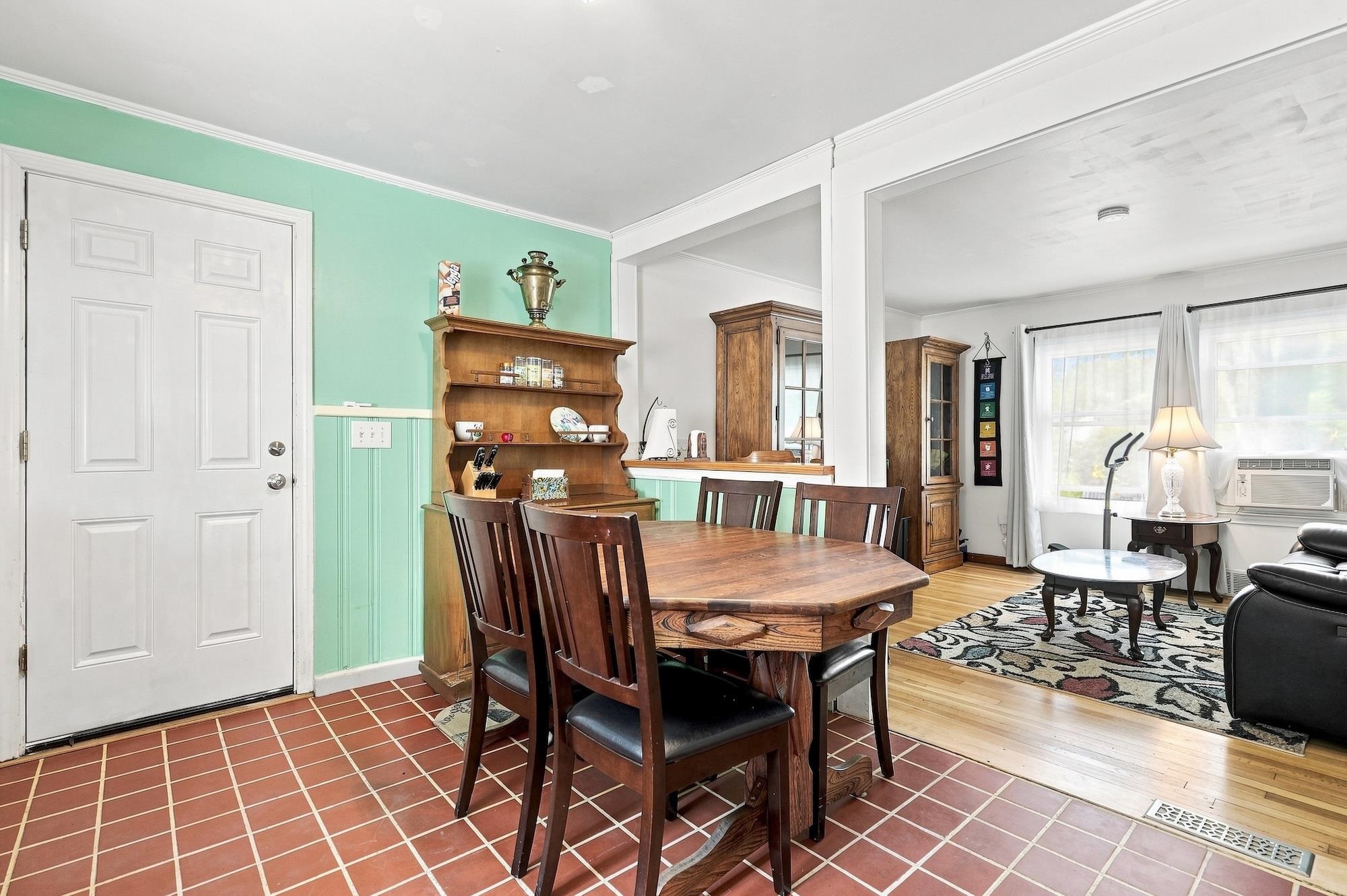 47 Mcintosh Avenue Property Photo 7