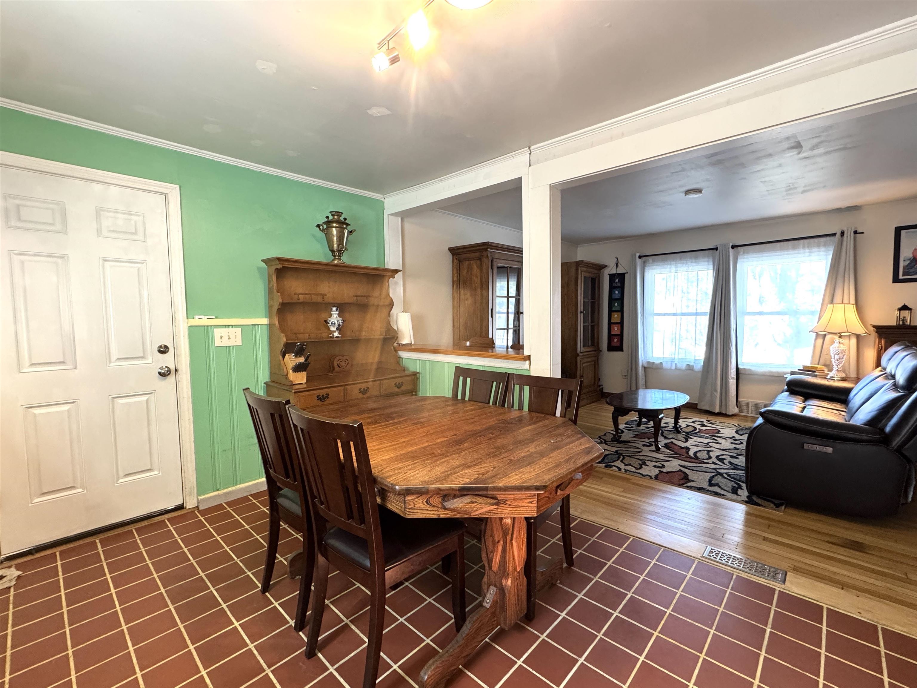 47 Mcintosh Avenue Property Photo 8