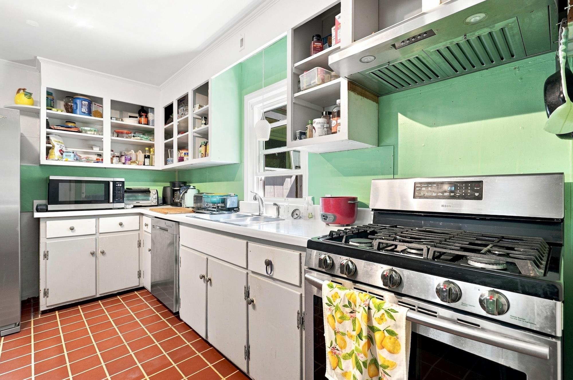 47 Mcintosh Avenue Property Photo 11