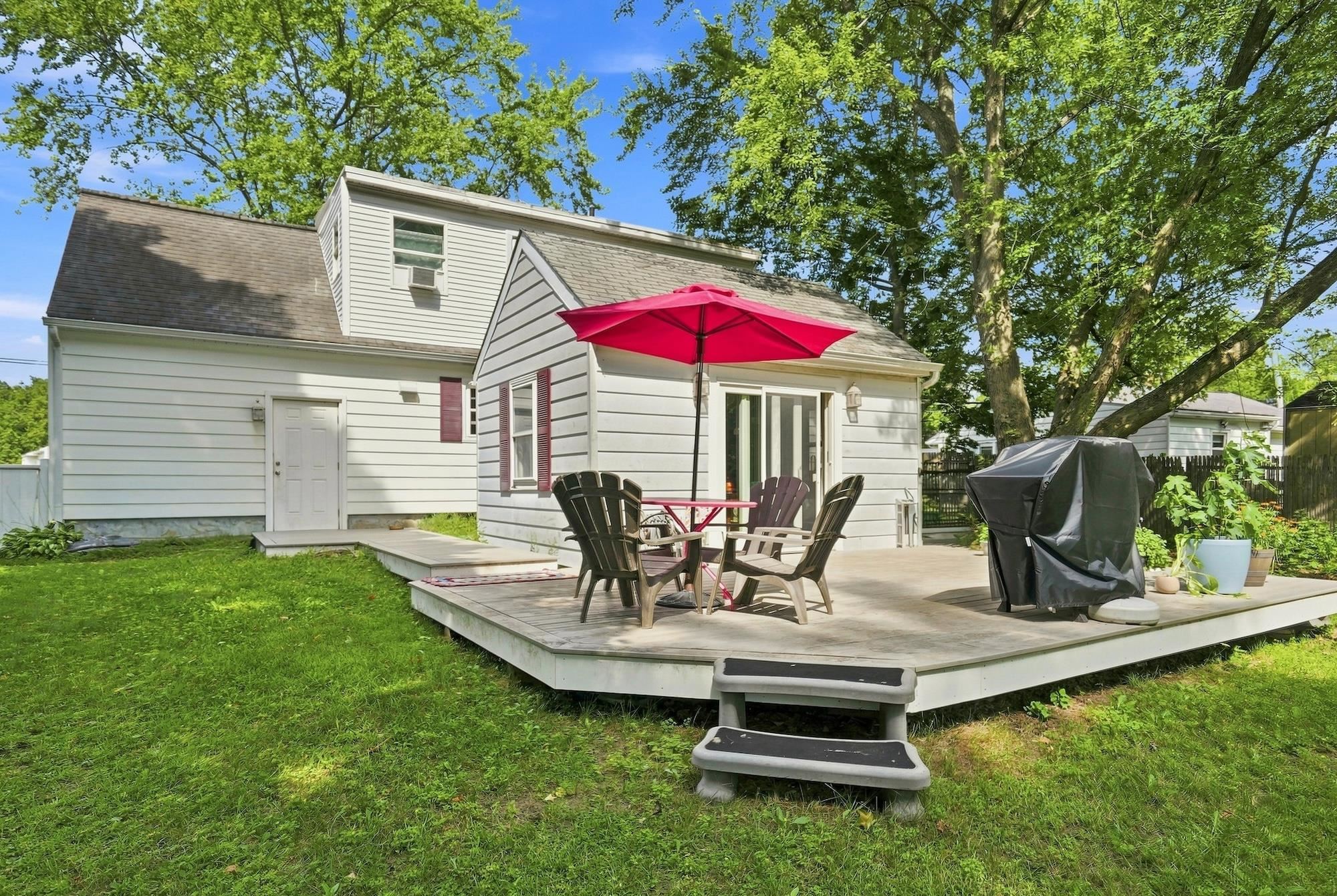 47 Mcintosh Avenue Property Photo 23