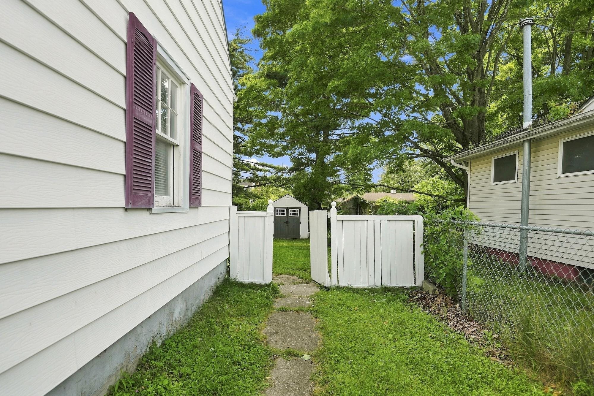 47 Mcintosh Avenue Property Photo 36