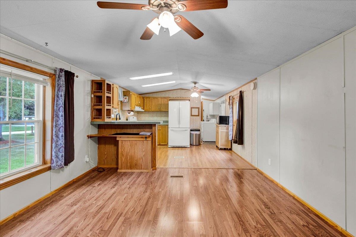 28 Burt Street Property Photo 11