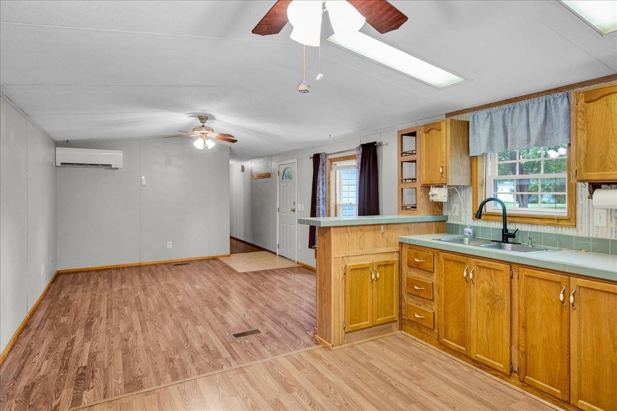 28 Burt Street Property Photo 15