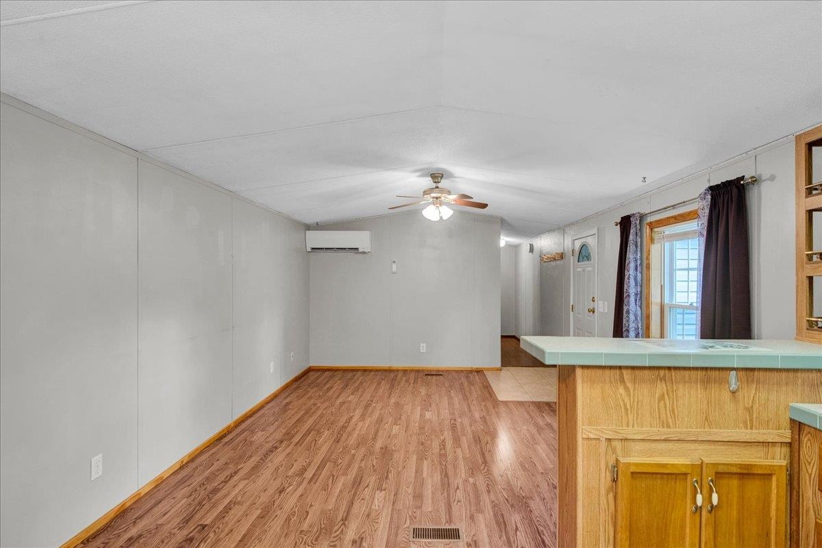 28 Burt Street Property Photo 16