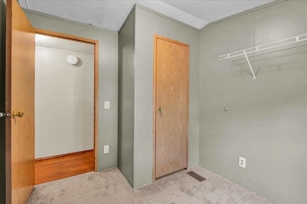 28 Burt Street Property Photo 21