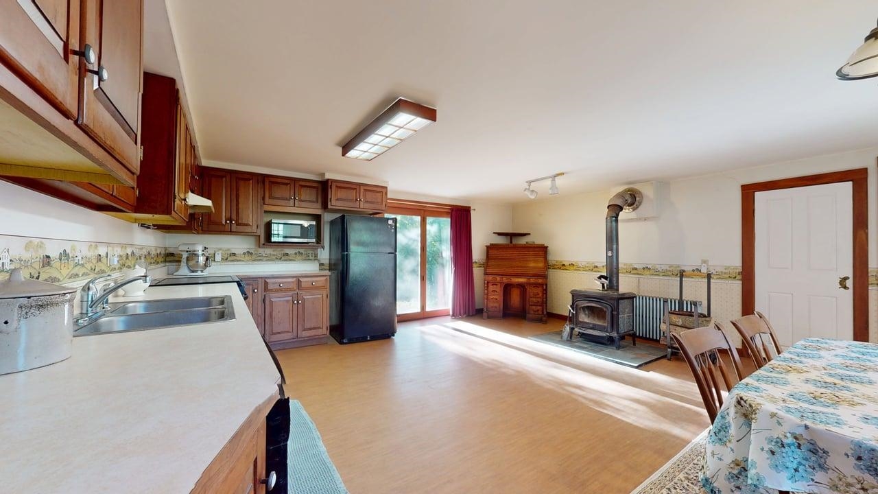 55 Richard Road Property Photo 5
