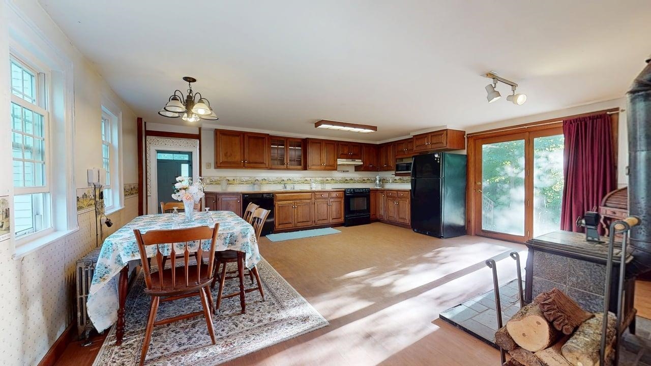 55 Richard Road Property Photo 7