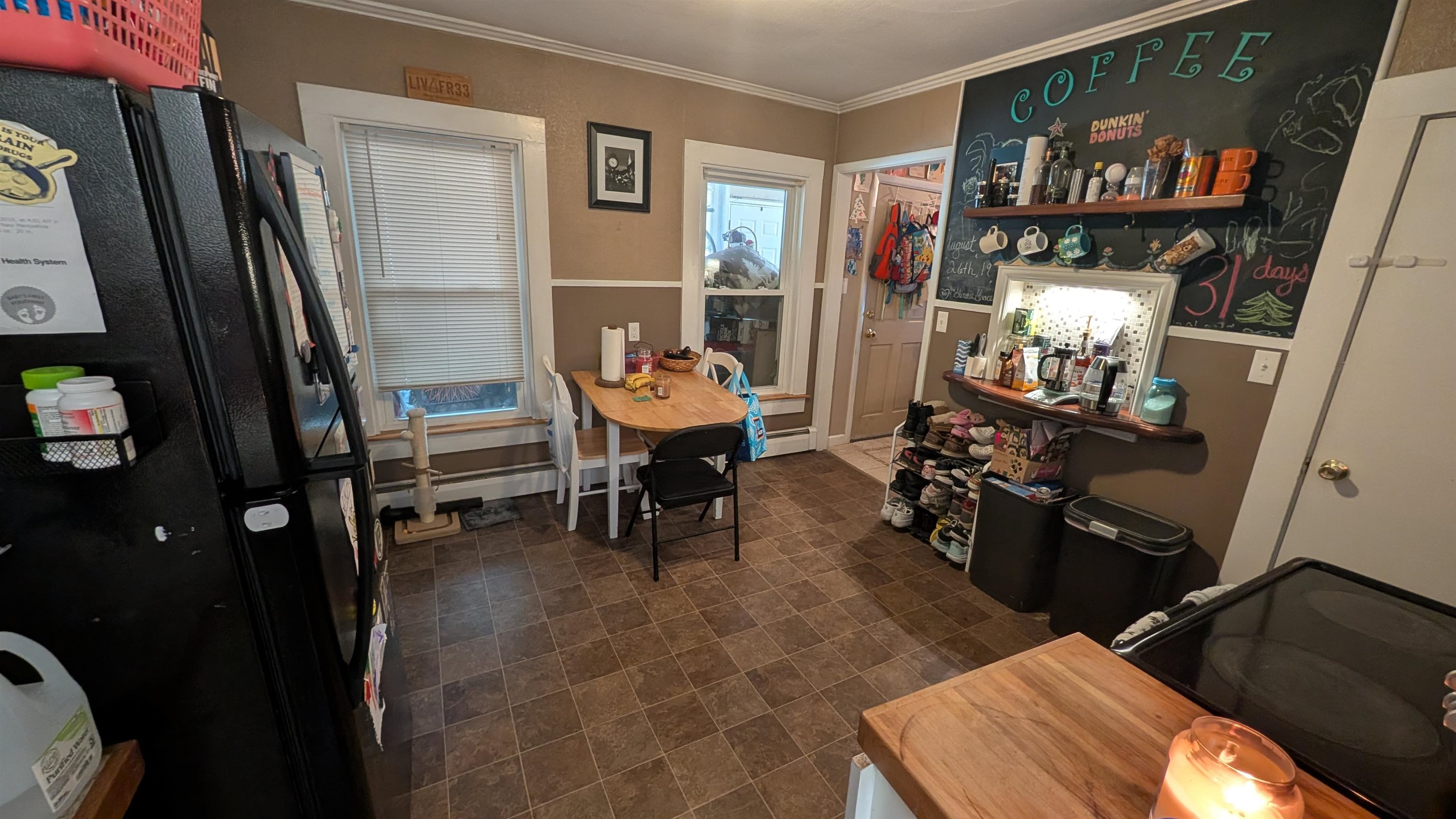 481 Hall Street Property Photo 4