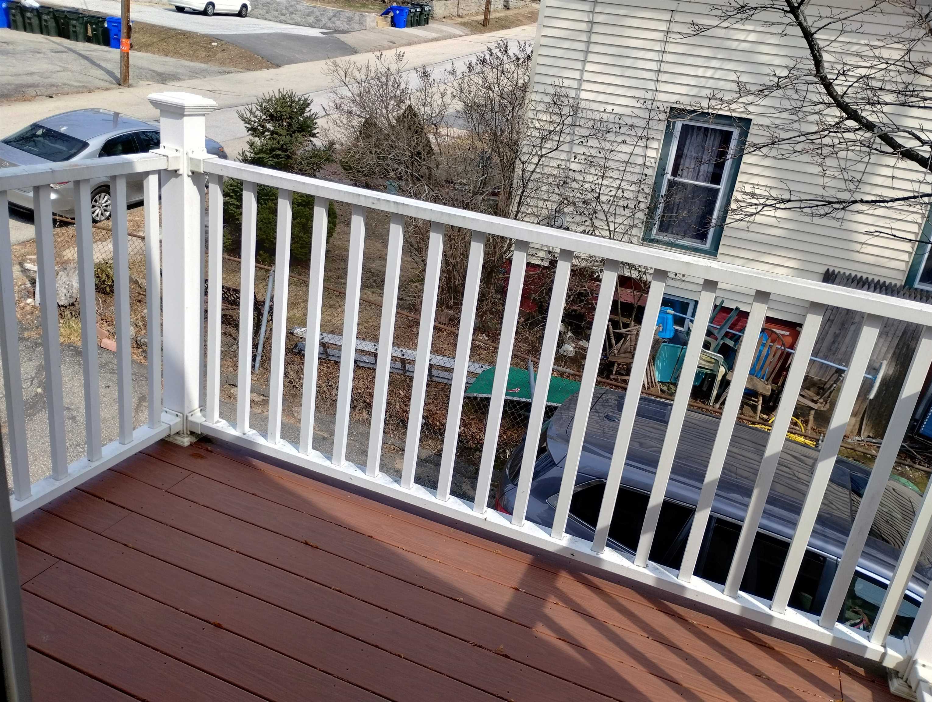 481 Hall Street Property Photo 22