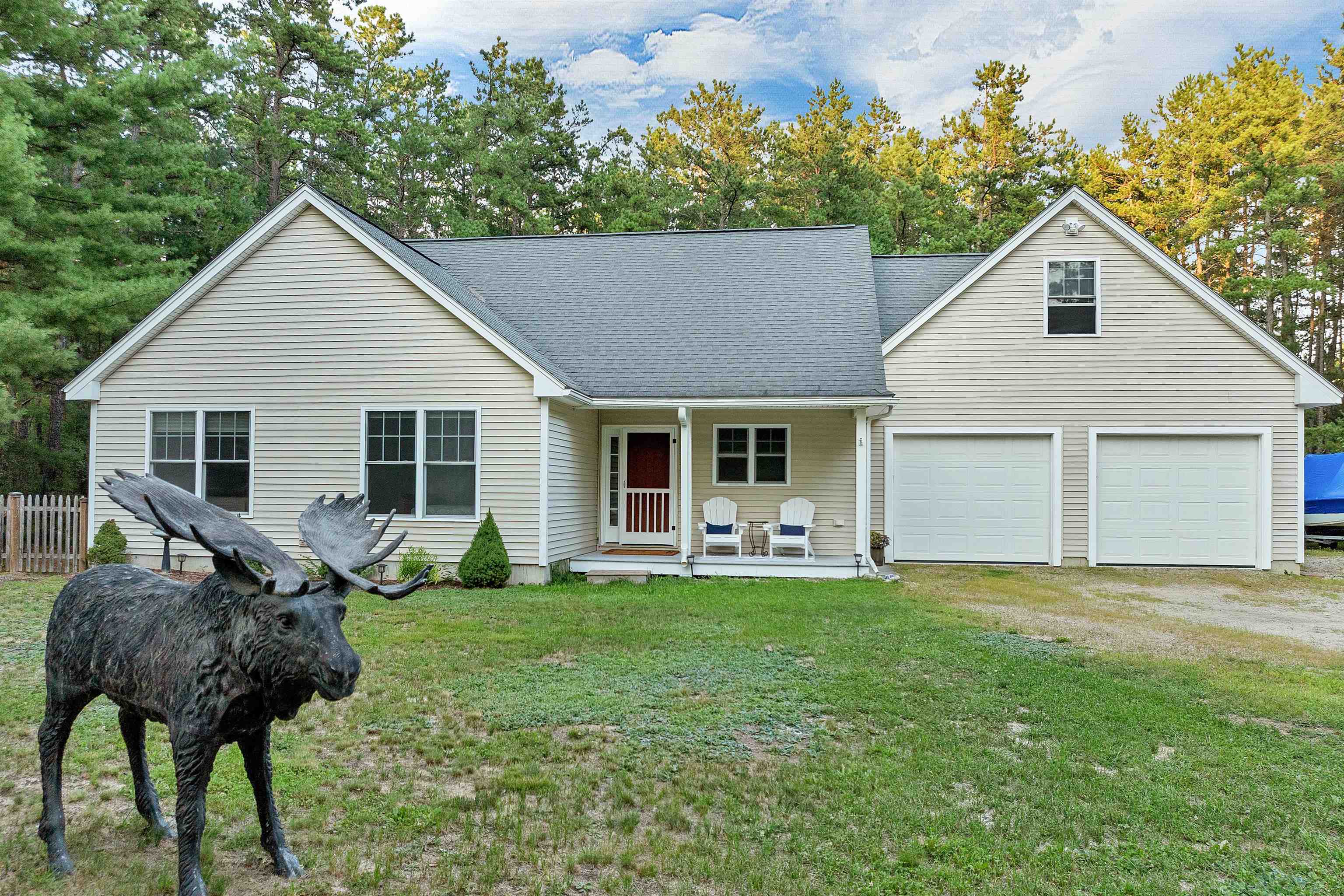 228 Silver Pine Lane Property Photo 1